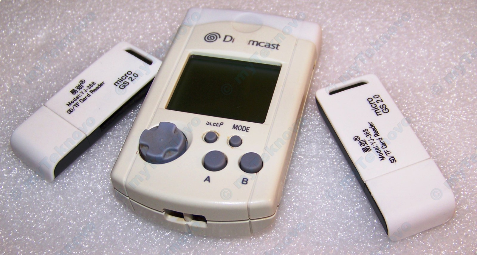 1x Dreamcast White VMU HKT-7000 + CAP + Dreamshell Disk Pack + USB PC Adapters