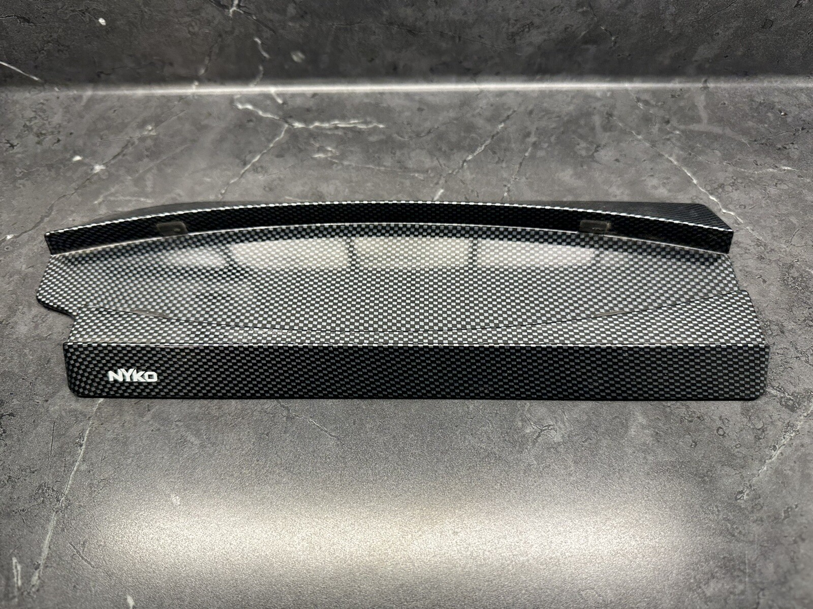 Nyko Vertical Stand for Sony PlayStation 3 PS3 Slim Slimline 83068-P37