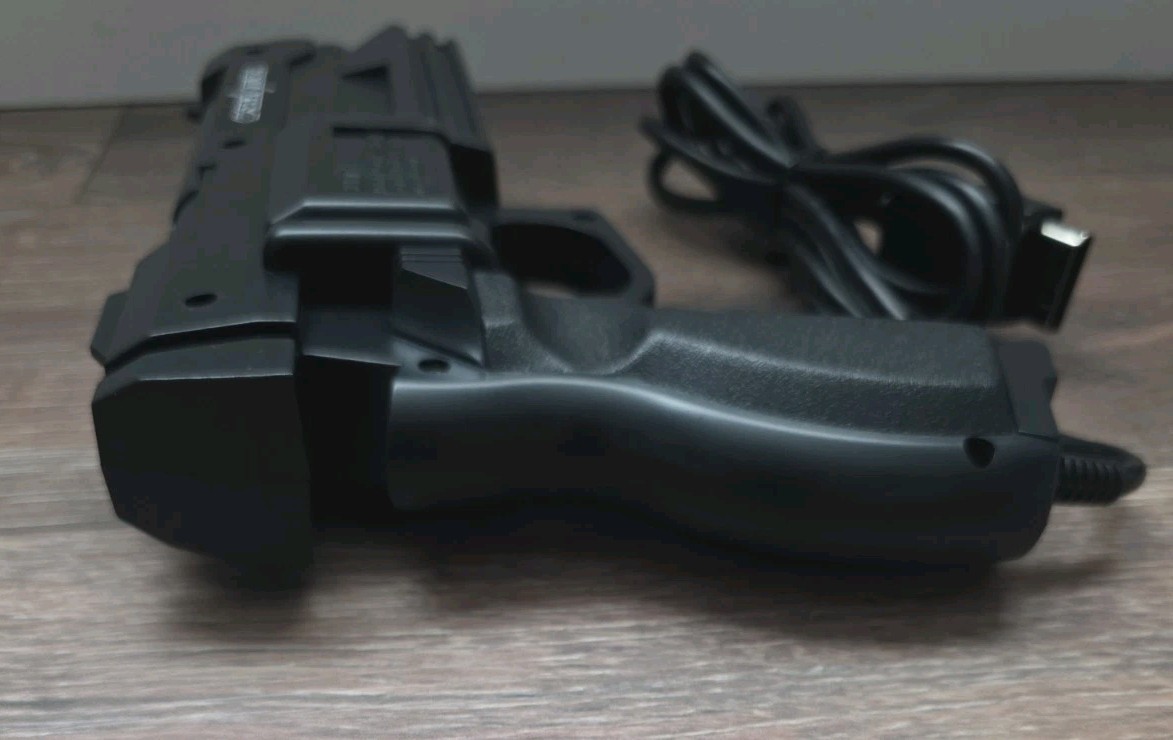 SEGA Saturn: Virtua Light Gun Controller – Model: HSS-0152 – Japan Import