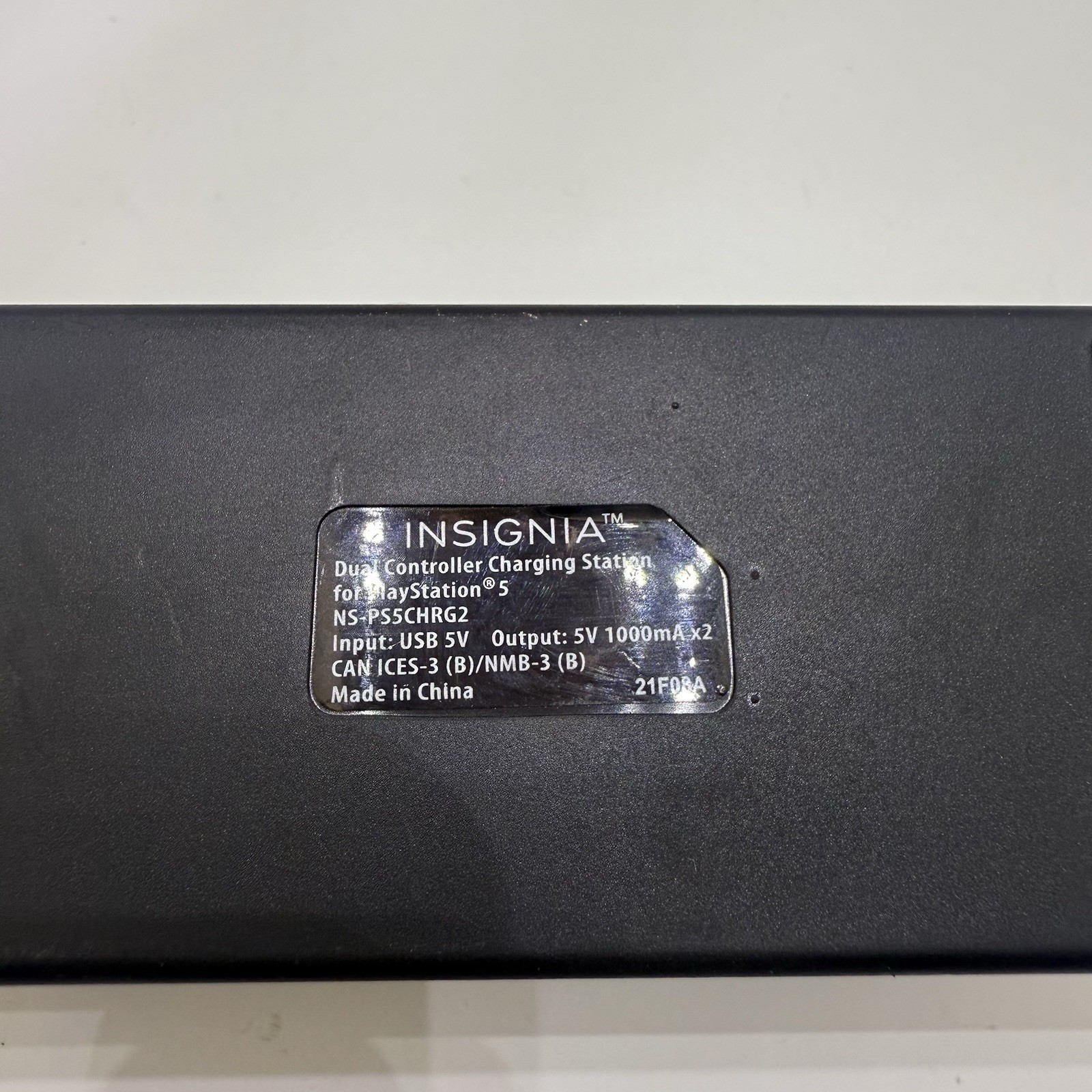 Insignia Dual Controller Charging Station For Playstation 5/4