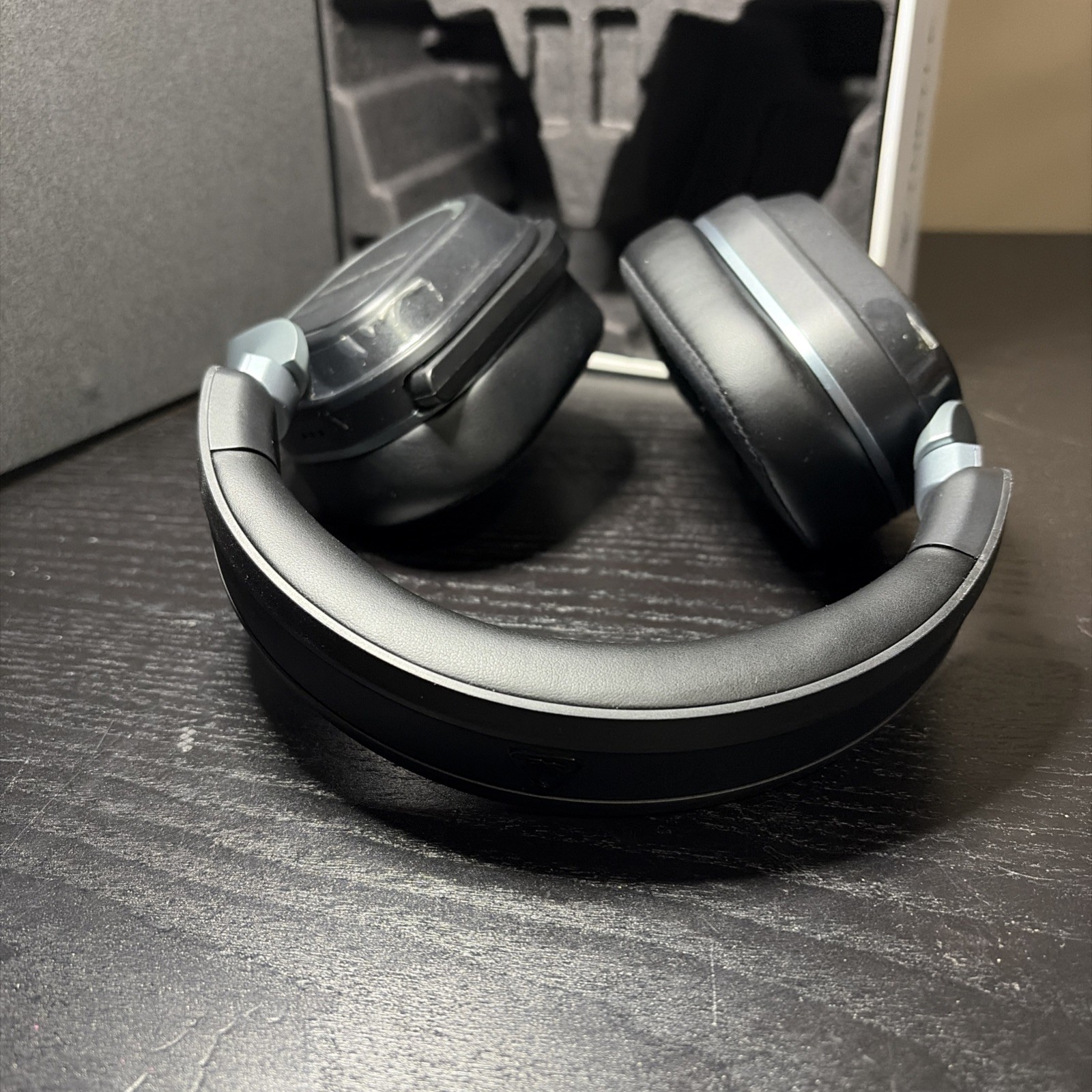 Turtle Beach Stealth 700 Gen 3 Wireless Gaming Headset READ/FOR PARTS