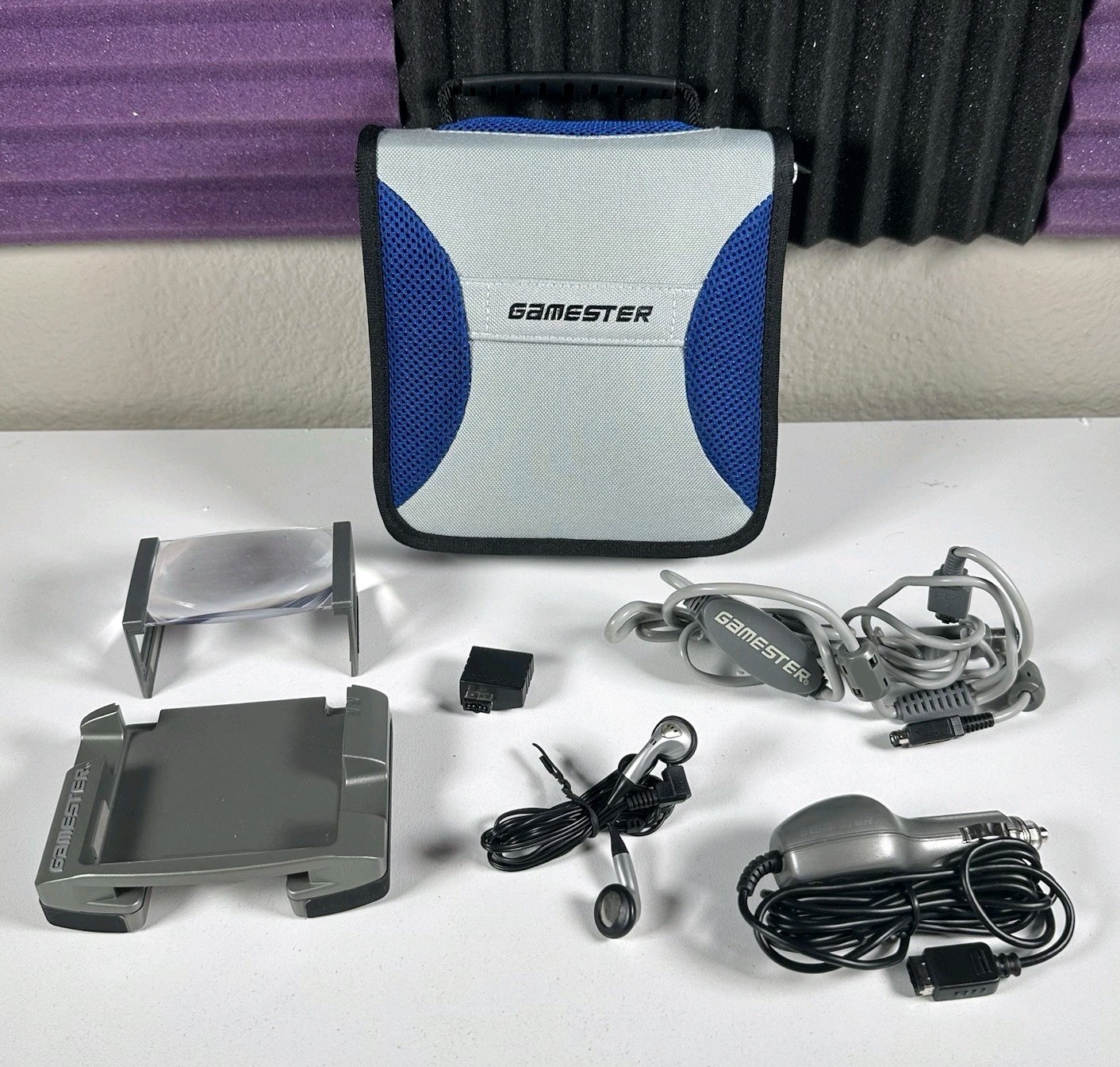 NINTENDO GBA SP Gamester Gray Blue Carrying Case Bag & Accessories – *TESTED*