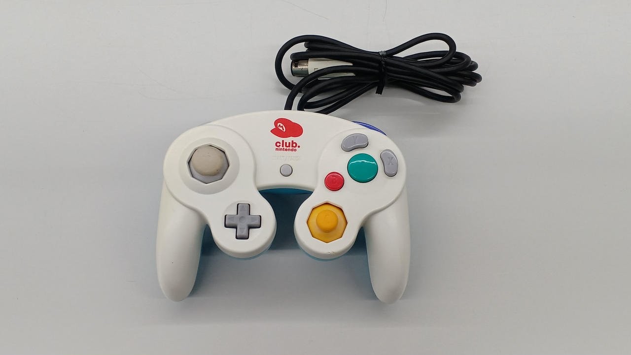 Club Nintendo Official Limited GameCube Controller DOL-003