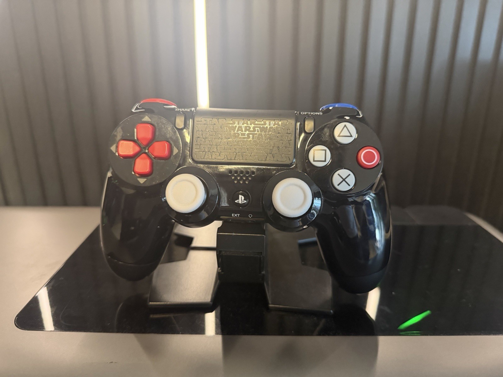 Darth Vader / Star Wars / Battlefront Dualshock 4 PS4 Controller Tested