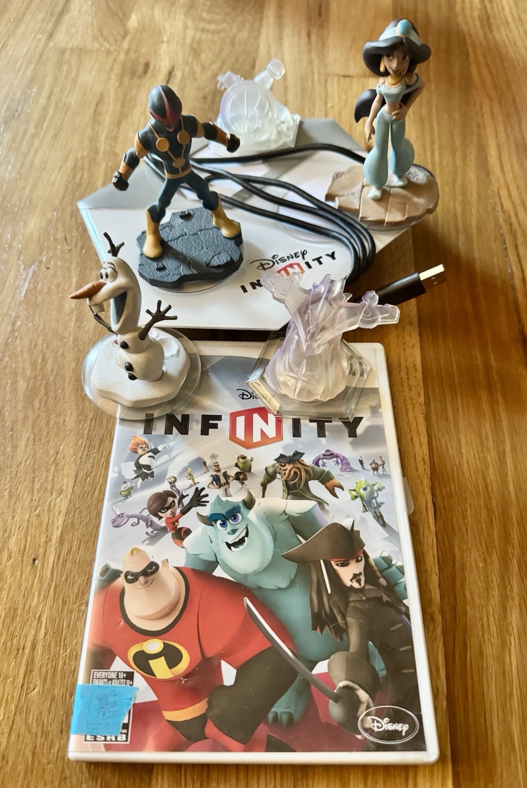 Disney Infinity Wii (includes game, portal, And Figures As Shown). Tested