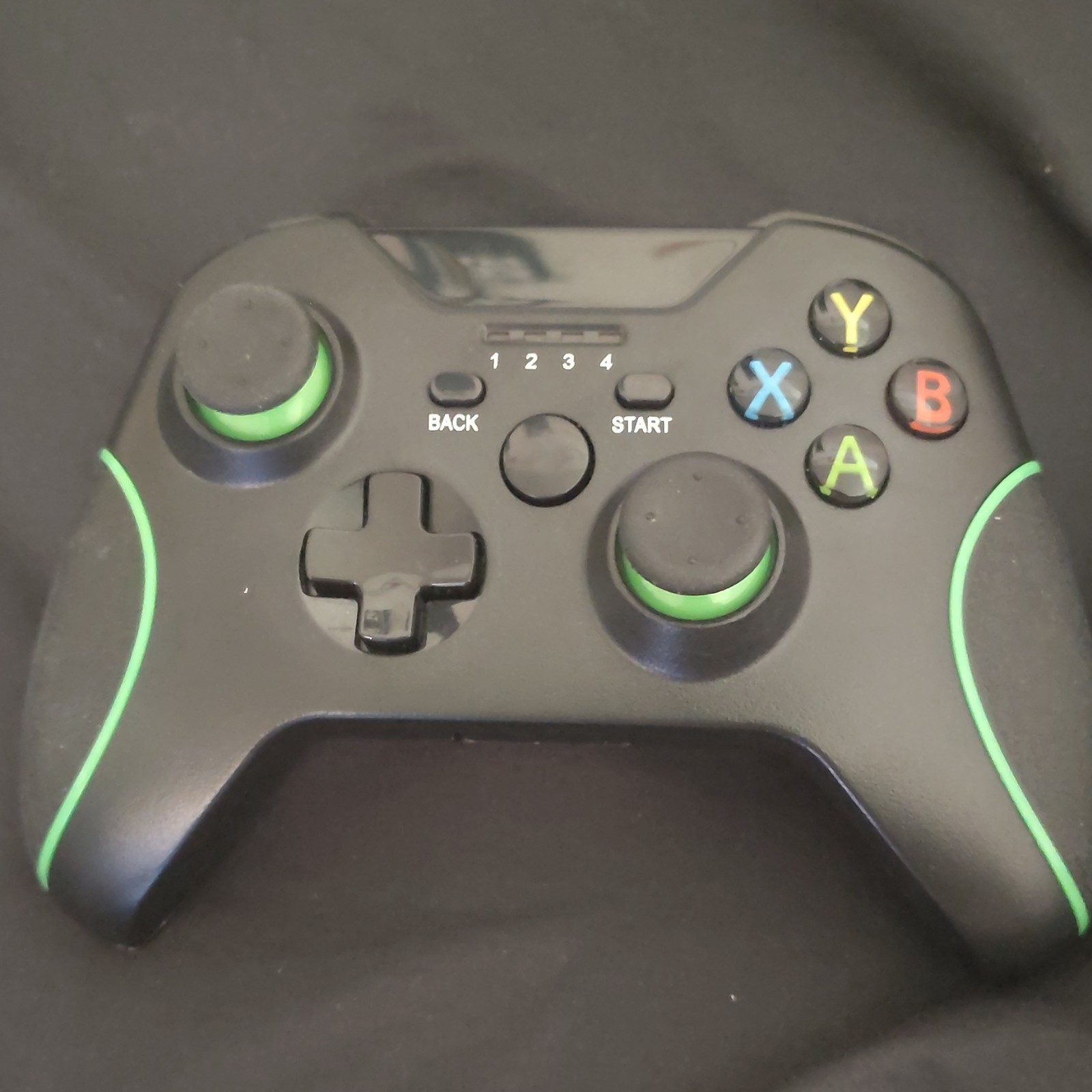 X-B One 2.4G 2.4GHz Wireless Controller Black/Green for PC w/ Receiver, USB