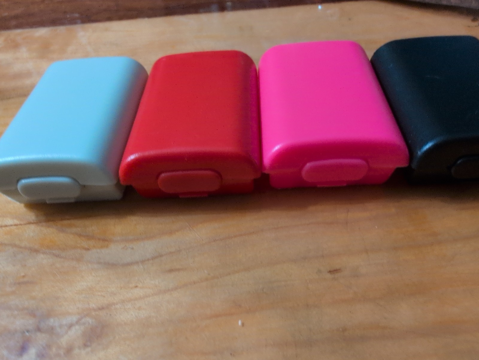 2 Xbox 360 Wireless Controller AA Battery Pack Back Case Holder – Four Colors