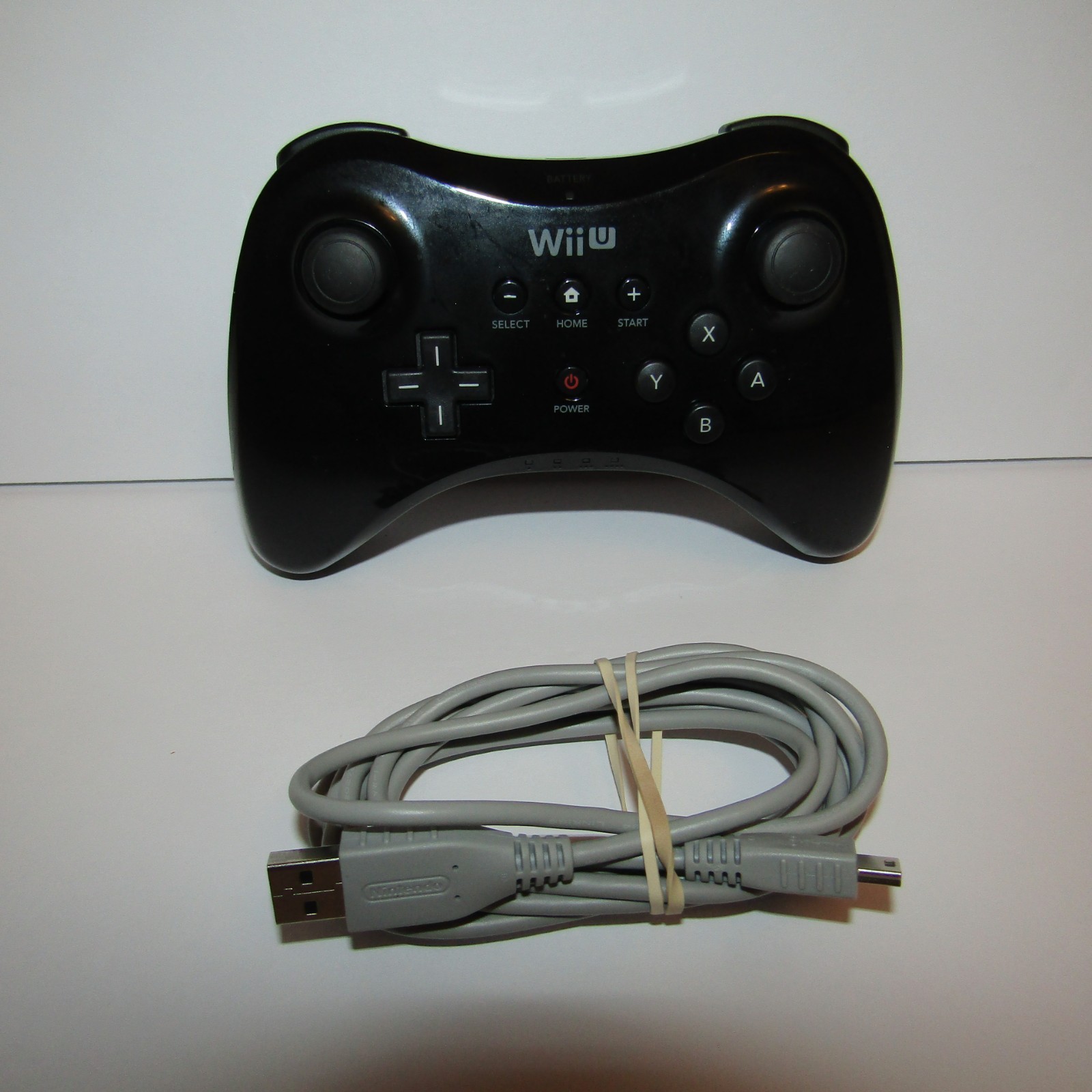 Official OEM Nintendo Wii U Pro Black Wireless Controller & OEM Charger WUP-005