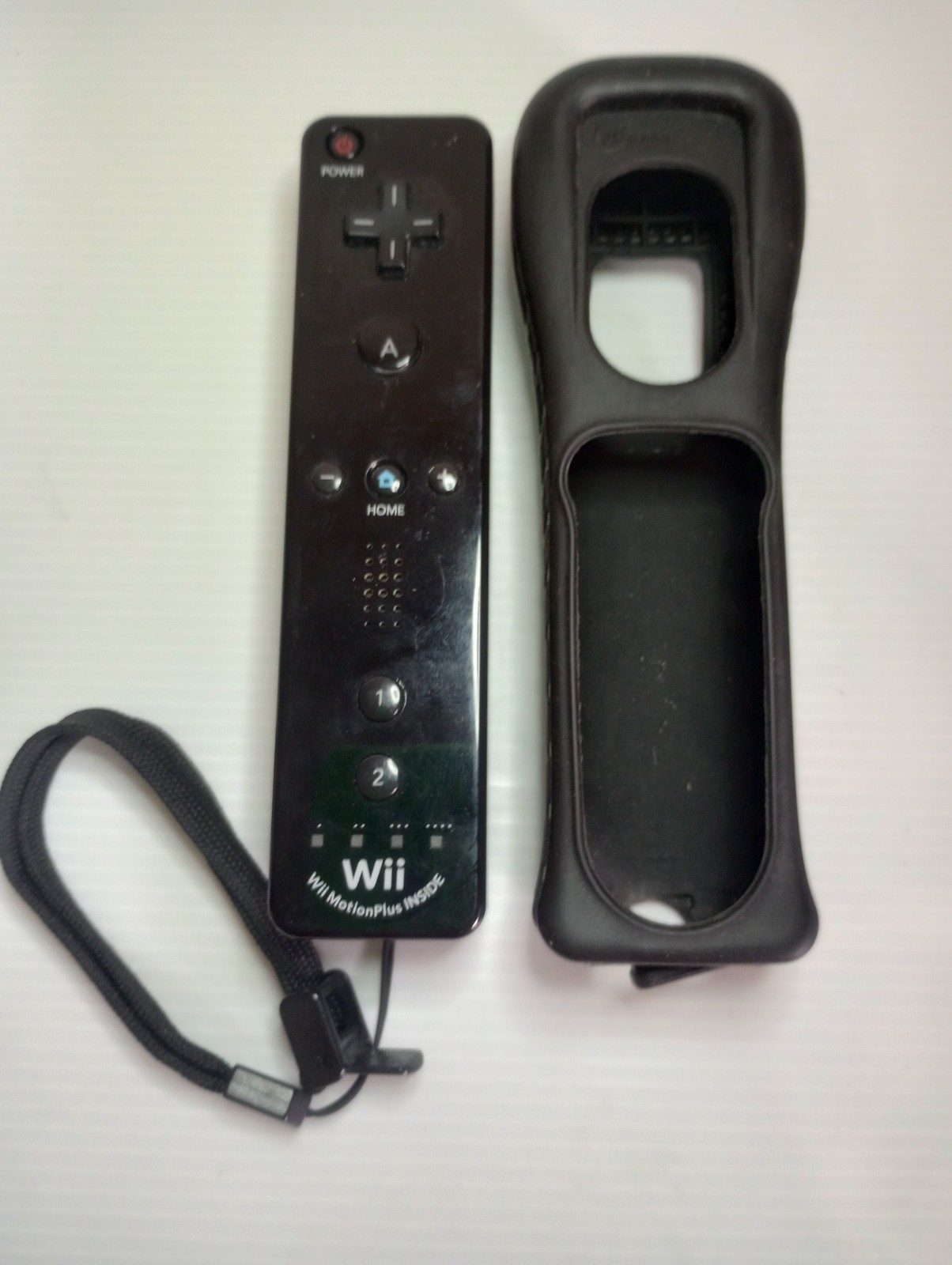 OEM Nintendo Wii Remote Motion Plus Controller Black RVL-036 w Silicone Sleeve