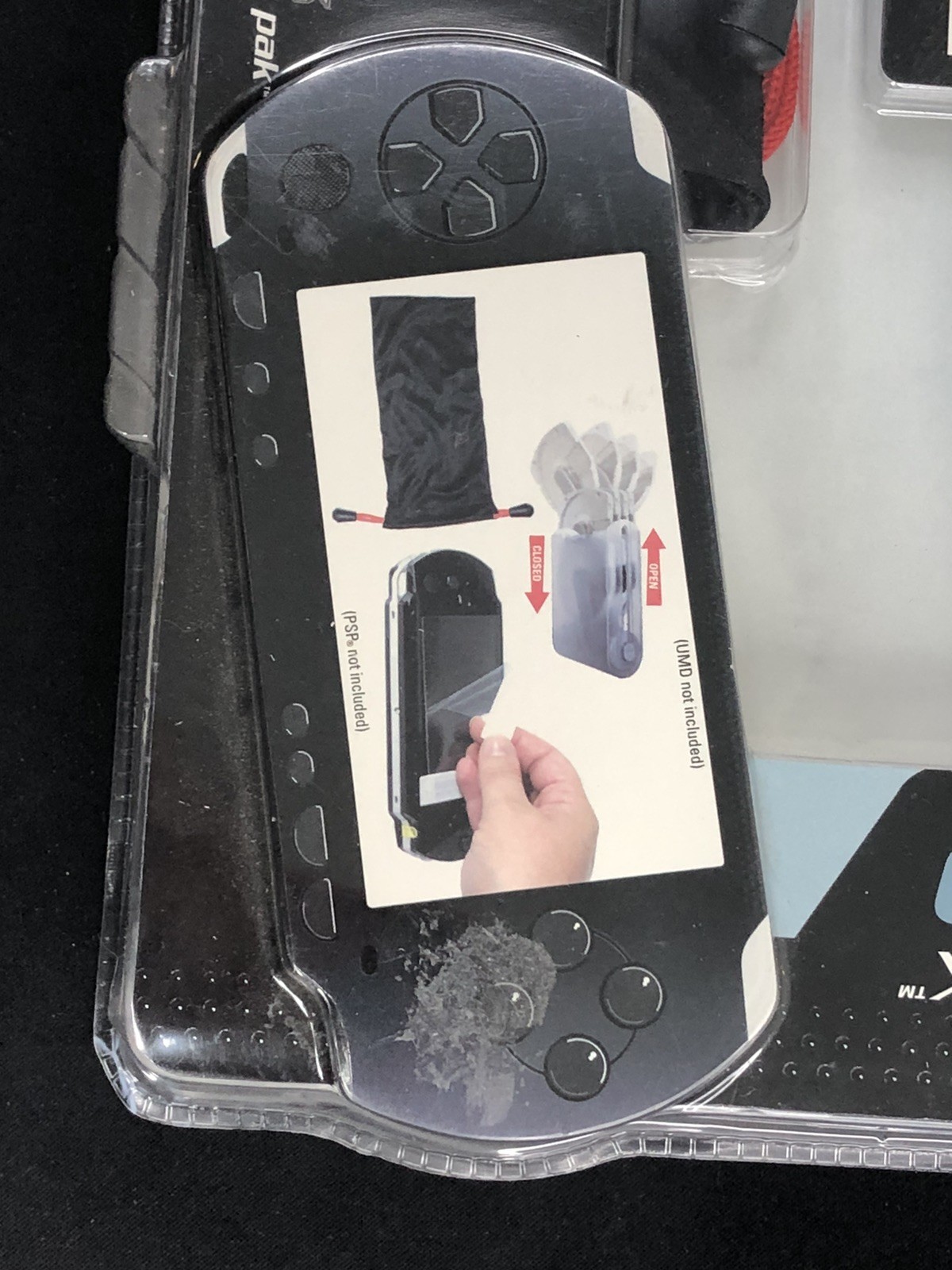 PSP GameShark Utility Pak 2005 Mad Catz Screen Protector UMD Mag Pouch Sony