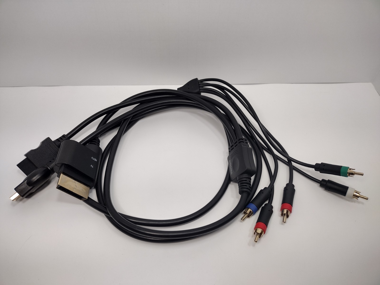 Insignia 3 in 1 Multi Console Component Cable for Wii, PS2/PS3, And Xbox 360 8ft