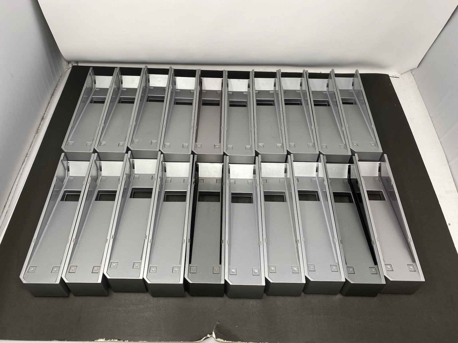 Lot of 20 Original OEM Nintendo Wii Base Stands RVL-017 Black, Grey, Silver