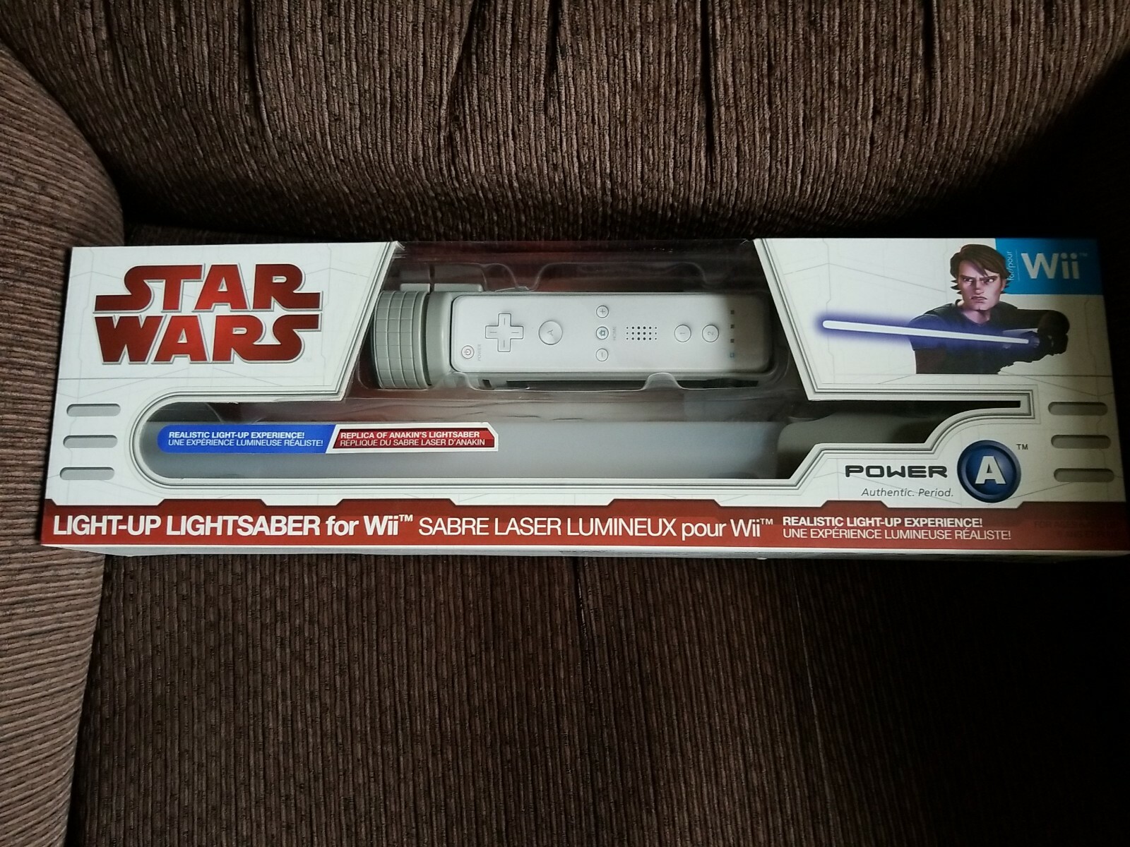 Star Wars Light-up Anakin’s Blue Lightsaber for Wii New