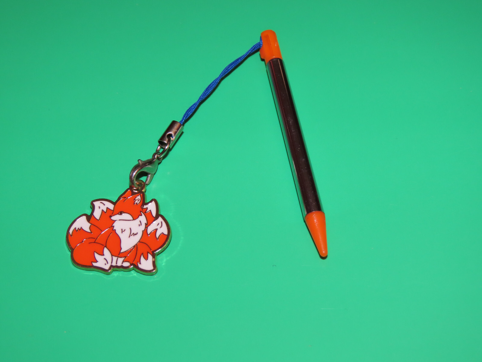 3DS Retractable Stylus Fox Charm – Stylus & Charm for Nintendo DS System