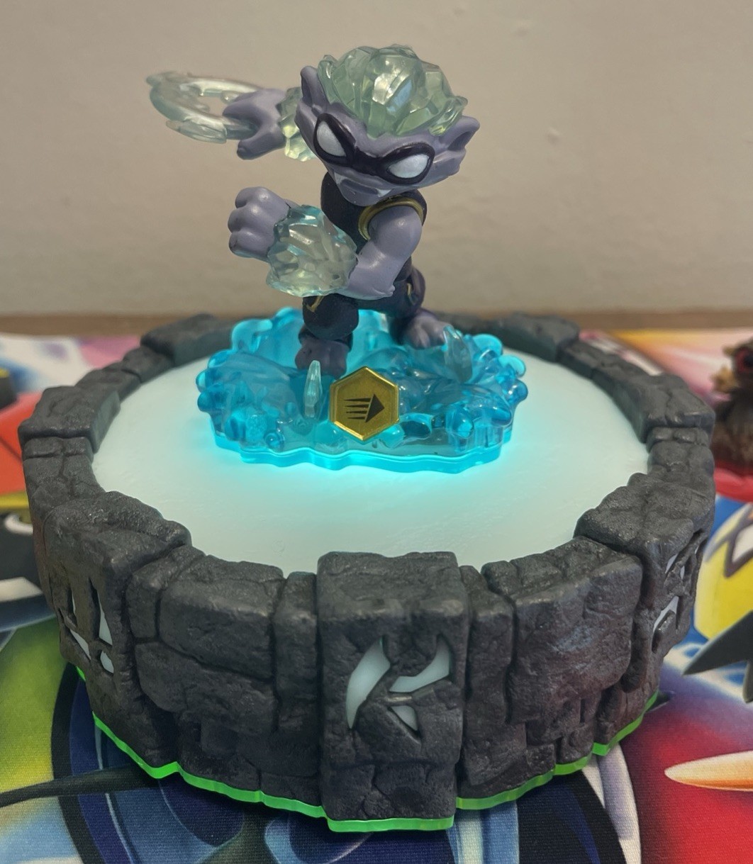 Skylanders Swap Force Nitro Freeze Blade Figure In Hand Ready