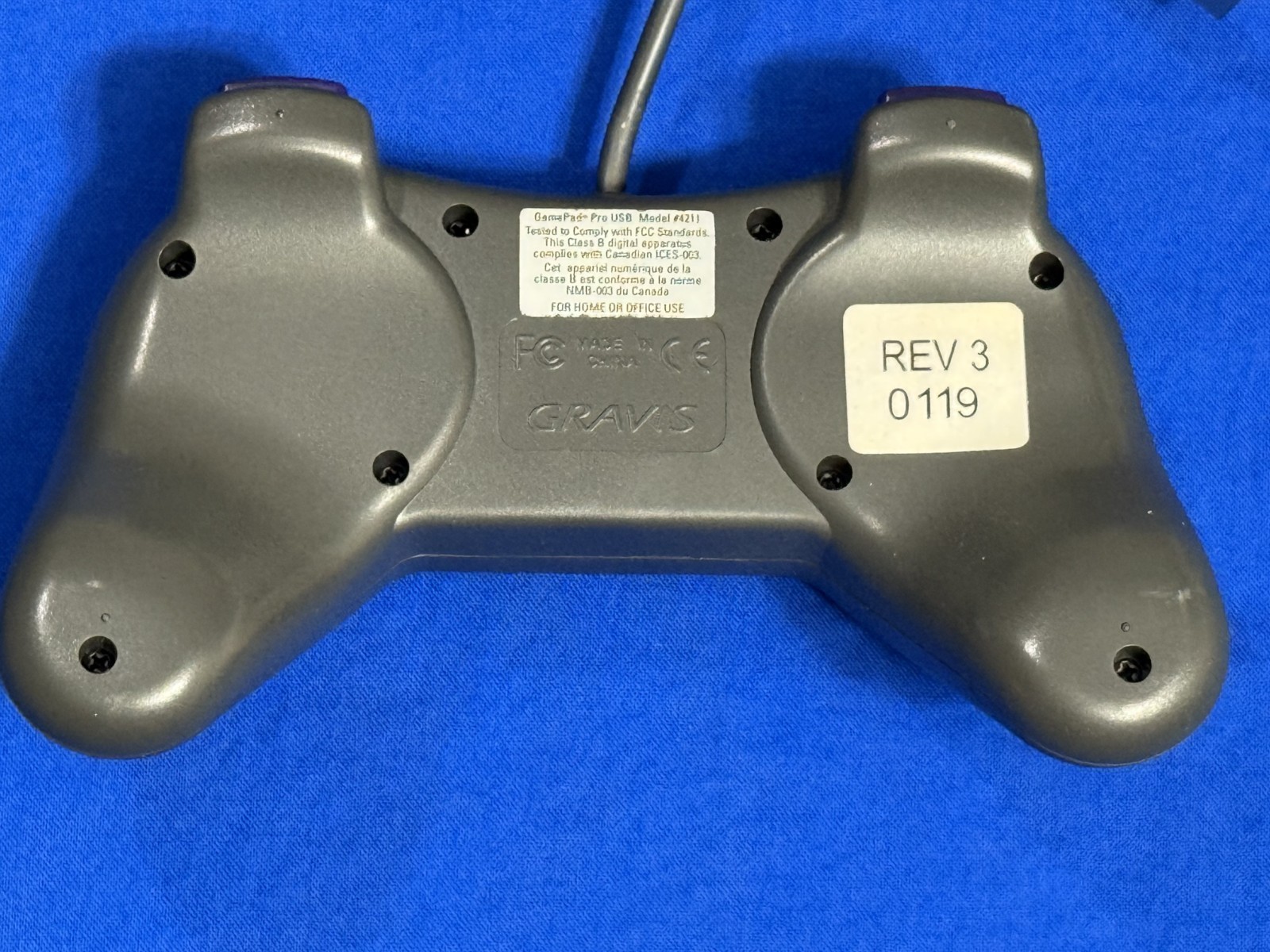 Gravis Gamepad Pro USB (Model 4211) Joystick Controller PC TESTED