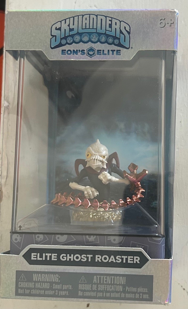 Skylanders Eon’s Elite Ghost Roaster Figure Display Case Activision, New in Box