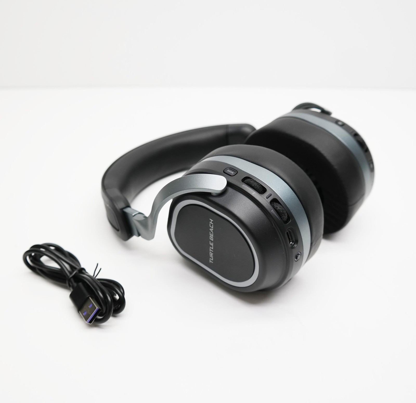 Turtle Beach Stealth 700 Gen 3 Wireless PS5 Headset NO DONGLE – Black