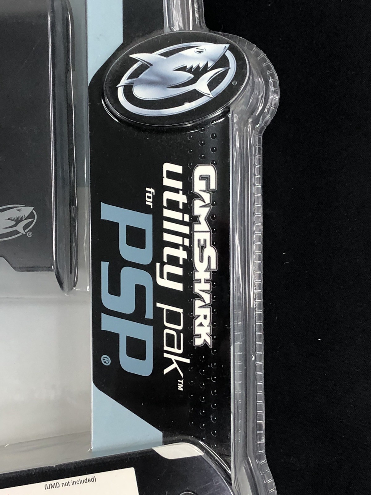 PSP GameShark Utility Pak 2005 Mad Catz Screen Protector UMD Mag Pouch Sony
