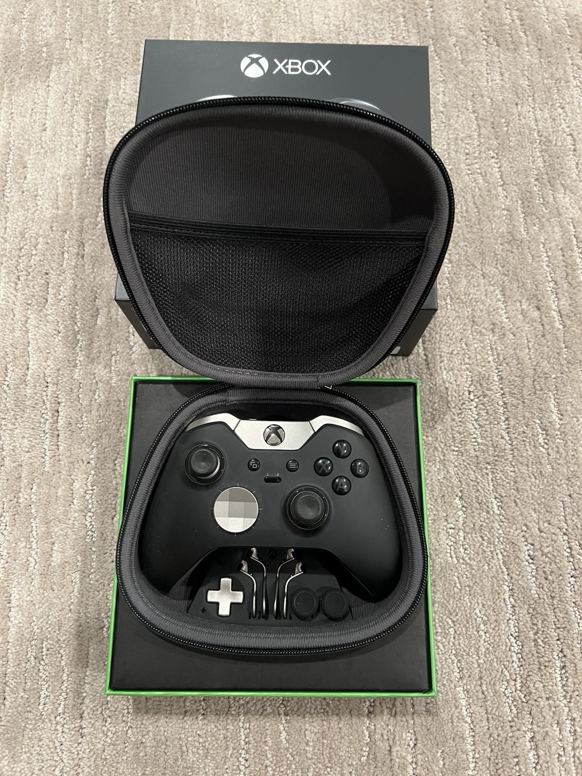 Microsoft Xbox Elite Wireless Controller Black/Silver w/ Case PC/Xbox One