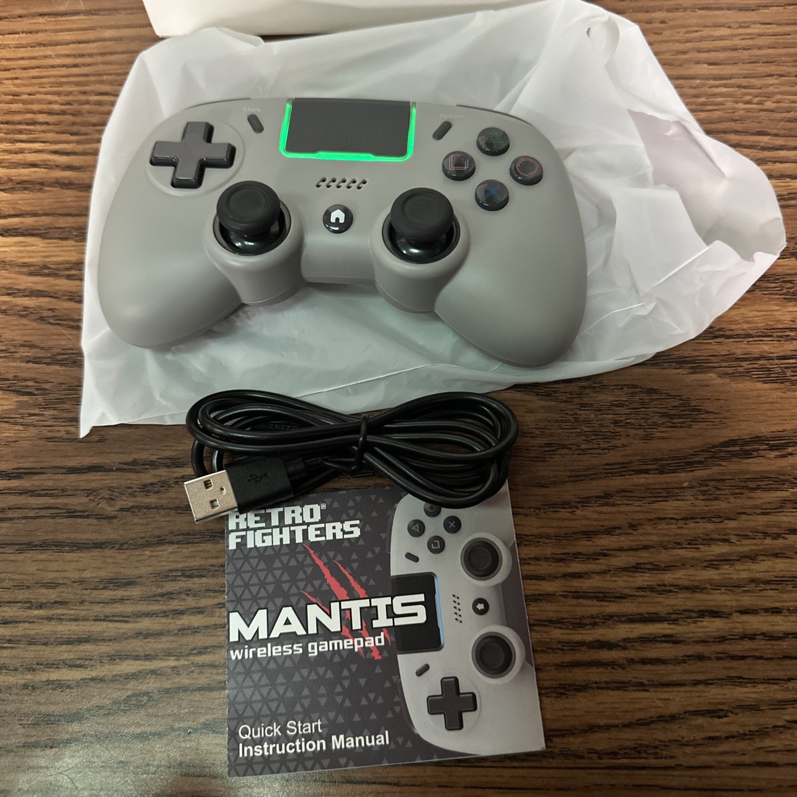 Retro Fighters Mantis PS4/PC Bluetooth Wireless Mini Controller – Gray