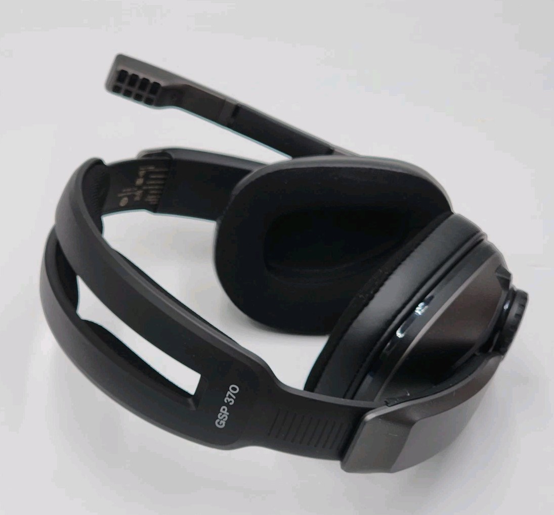 Sennheiser EPOS GSP 370 Wireless Gaming Headset Complete W/Box – Free Shipping