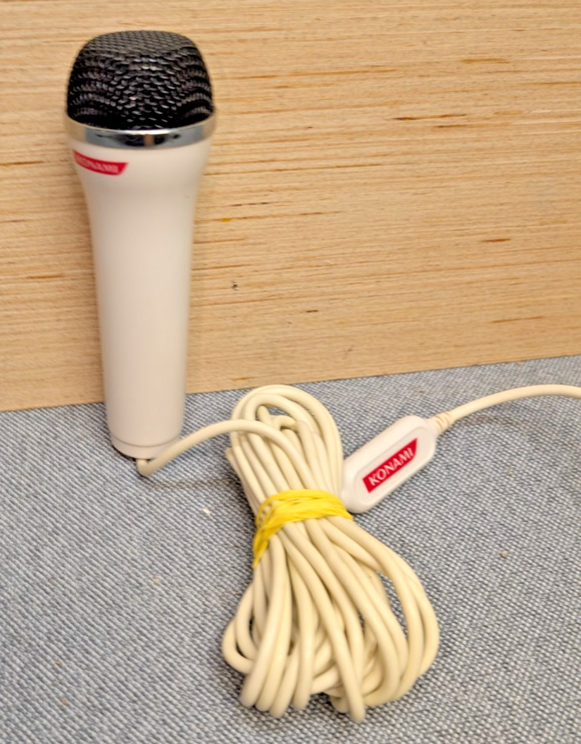 Konami USB Karaoke Microphone Logitech E-UR20 White Wired Mic PC Game