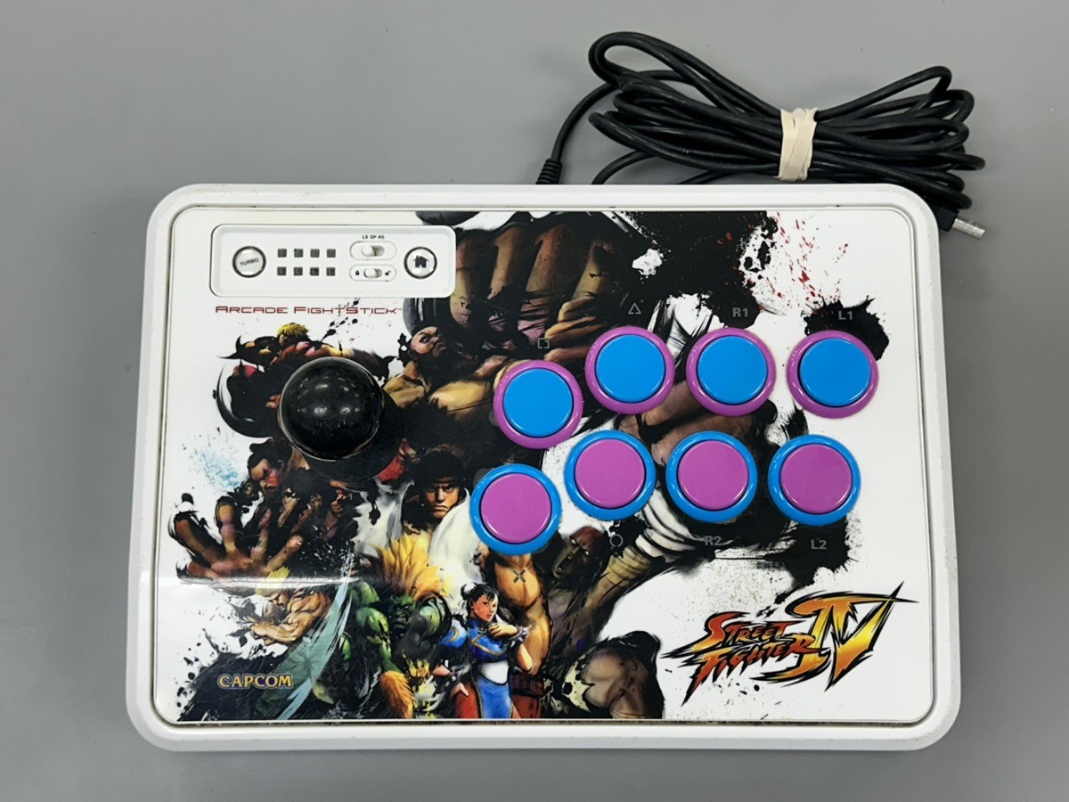 Mad Catz Street Fighter IV Arcade Fight Stick PS3 (PD1123745)