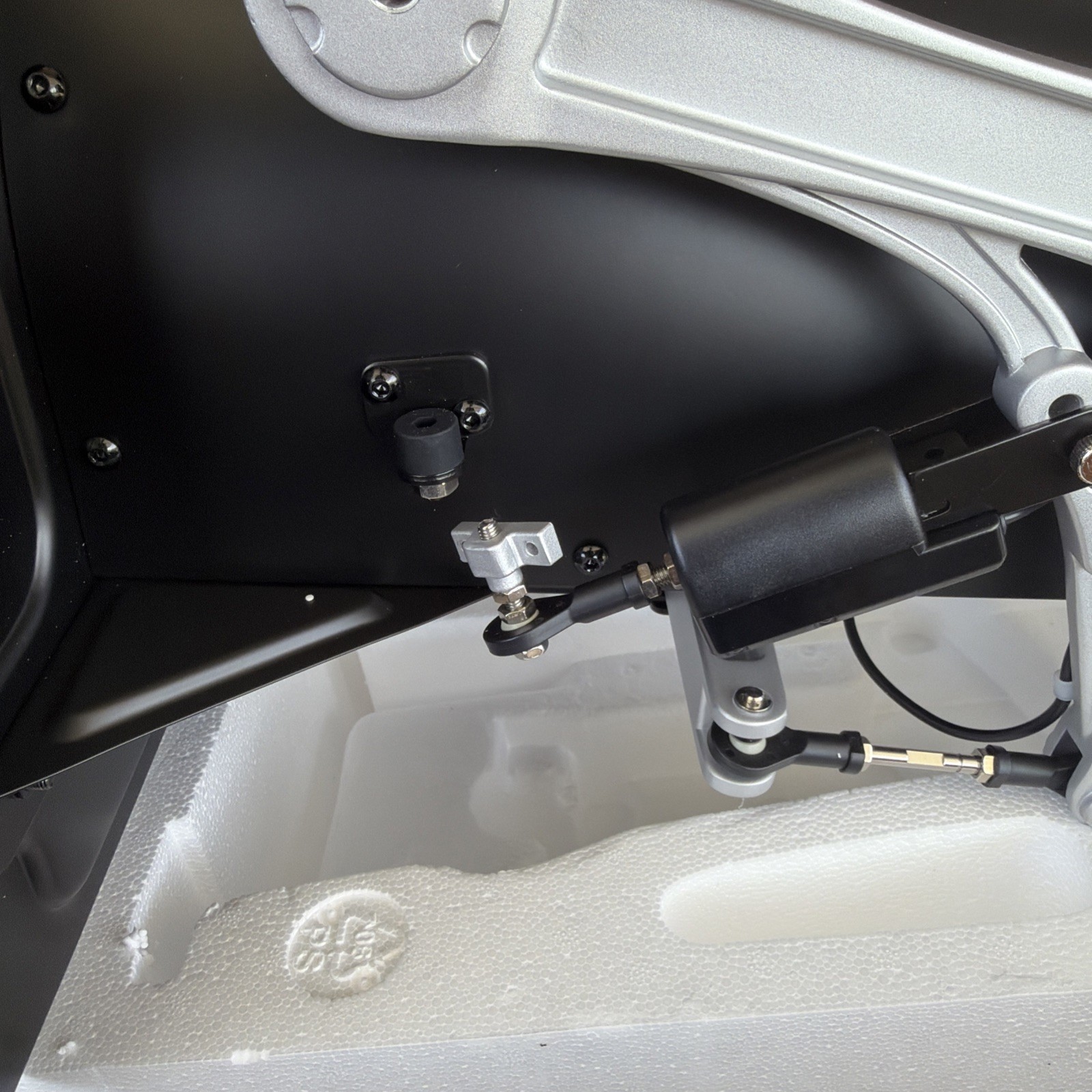 Thrustmaster TPR Pendular Rudder Black/Silver, PC Model #2960809