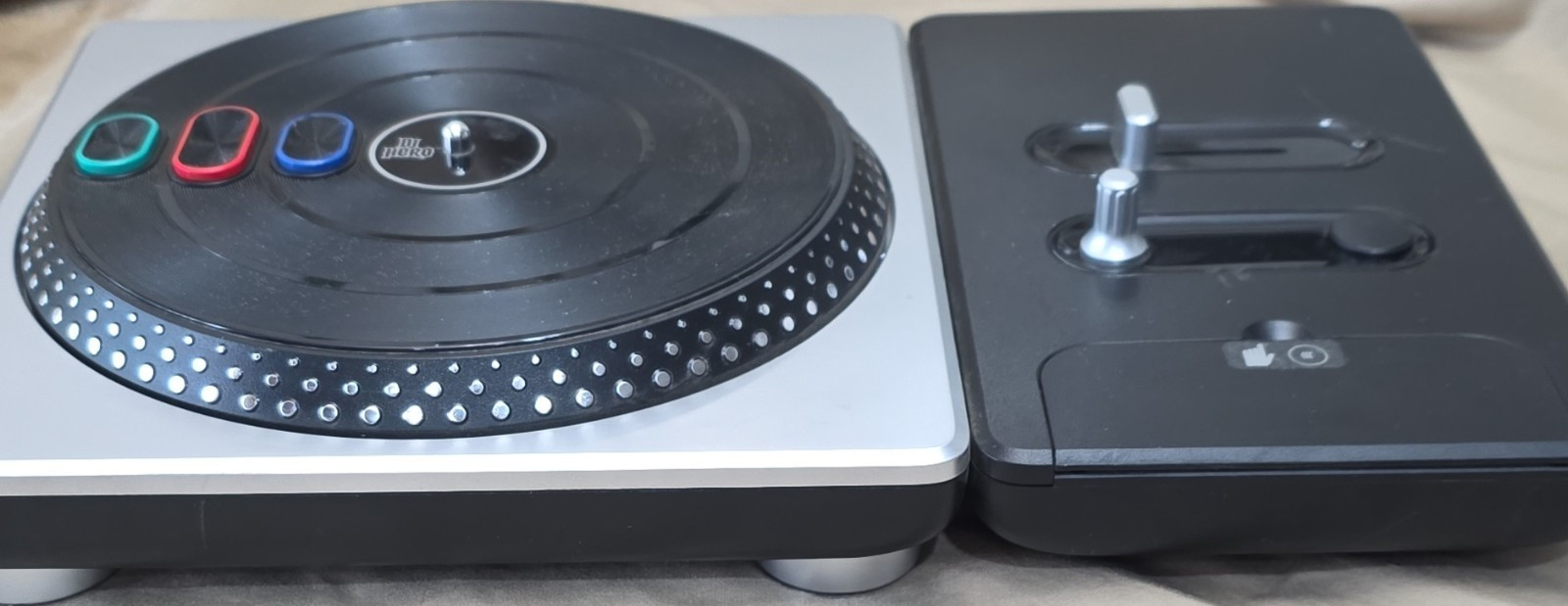 DJ Hero Turntable Controller w/ Crossfader, Black/Silver Plastic