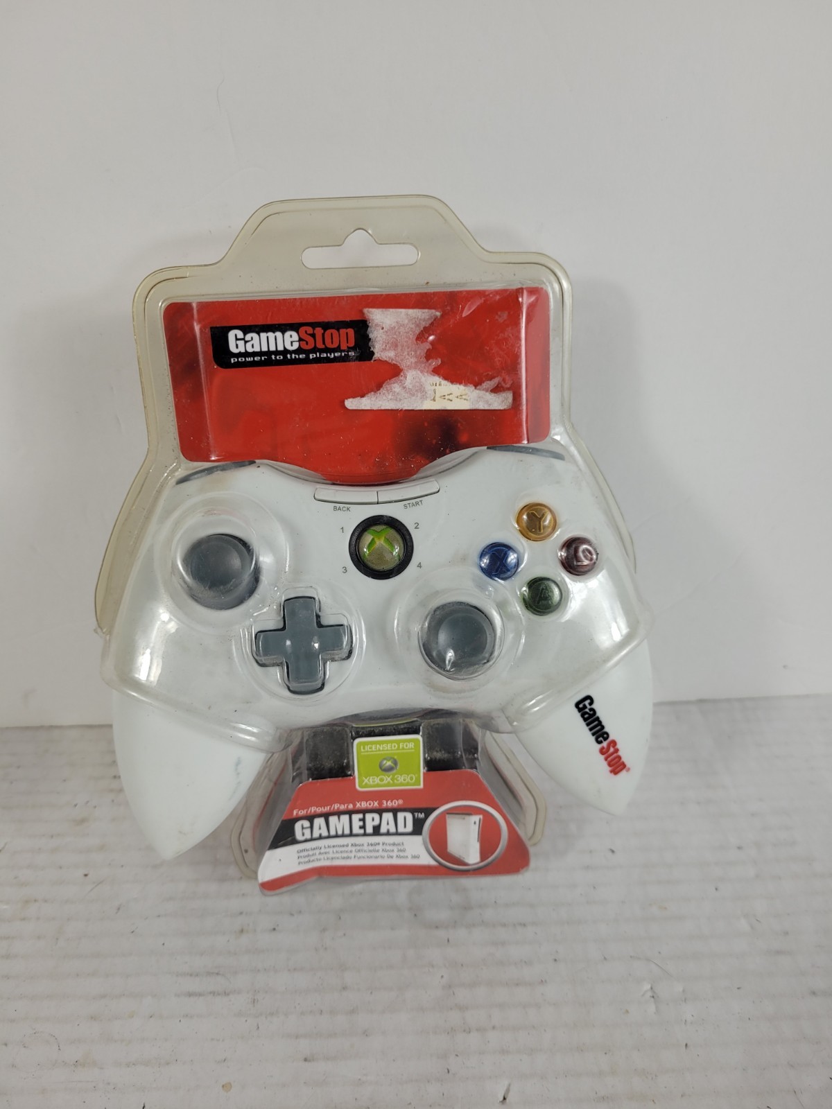 Brand New Xbox 360 – MadCatz GameStop Wired White Controller-Tested