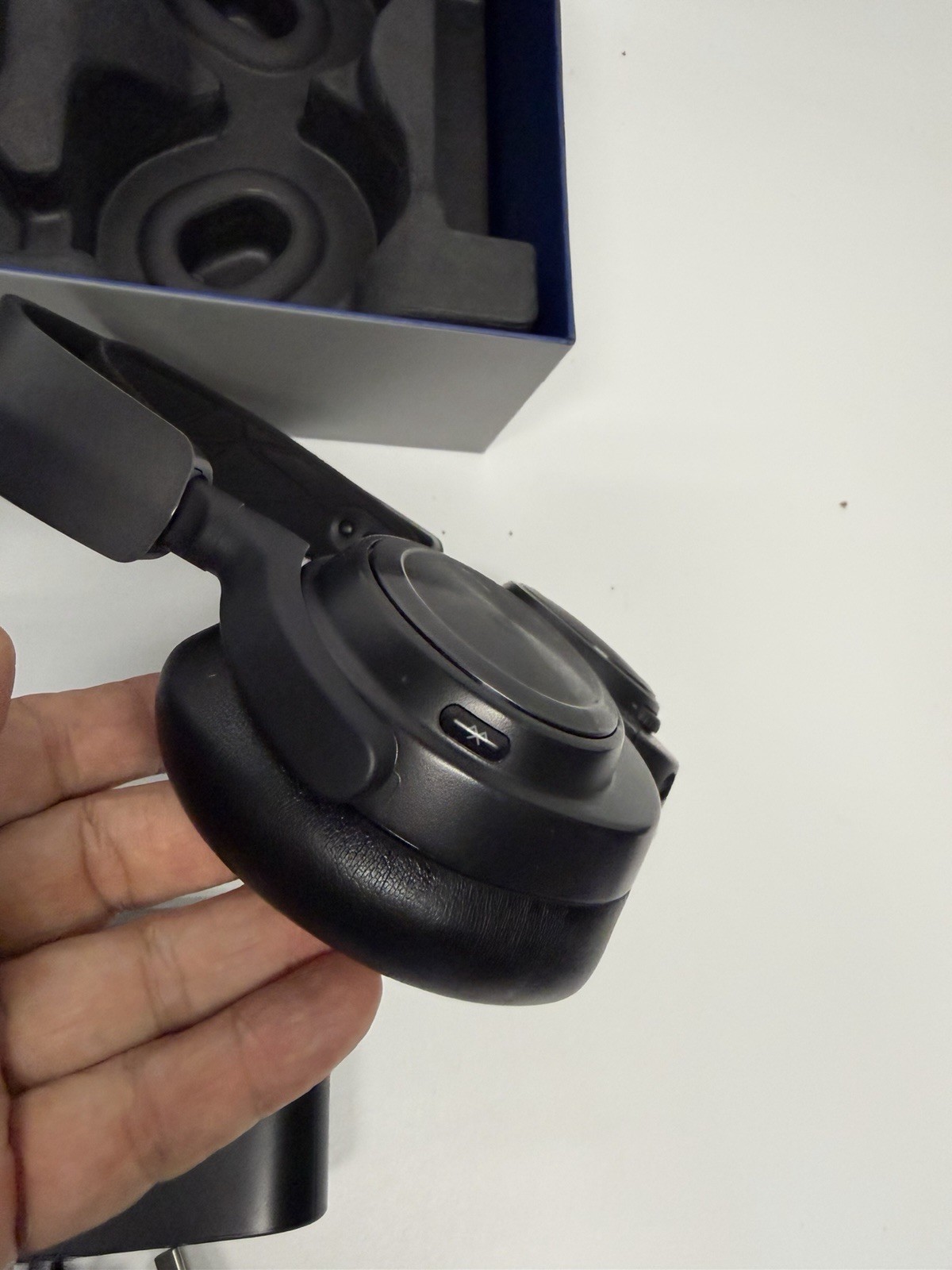 SteelSeries Arctis Nova Pro Wireless Gaming Headset for PlayStation & PC 61522