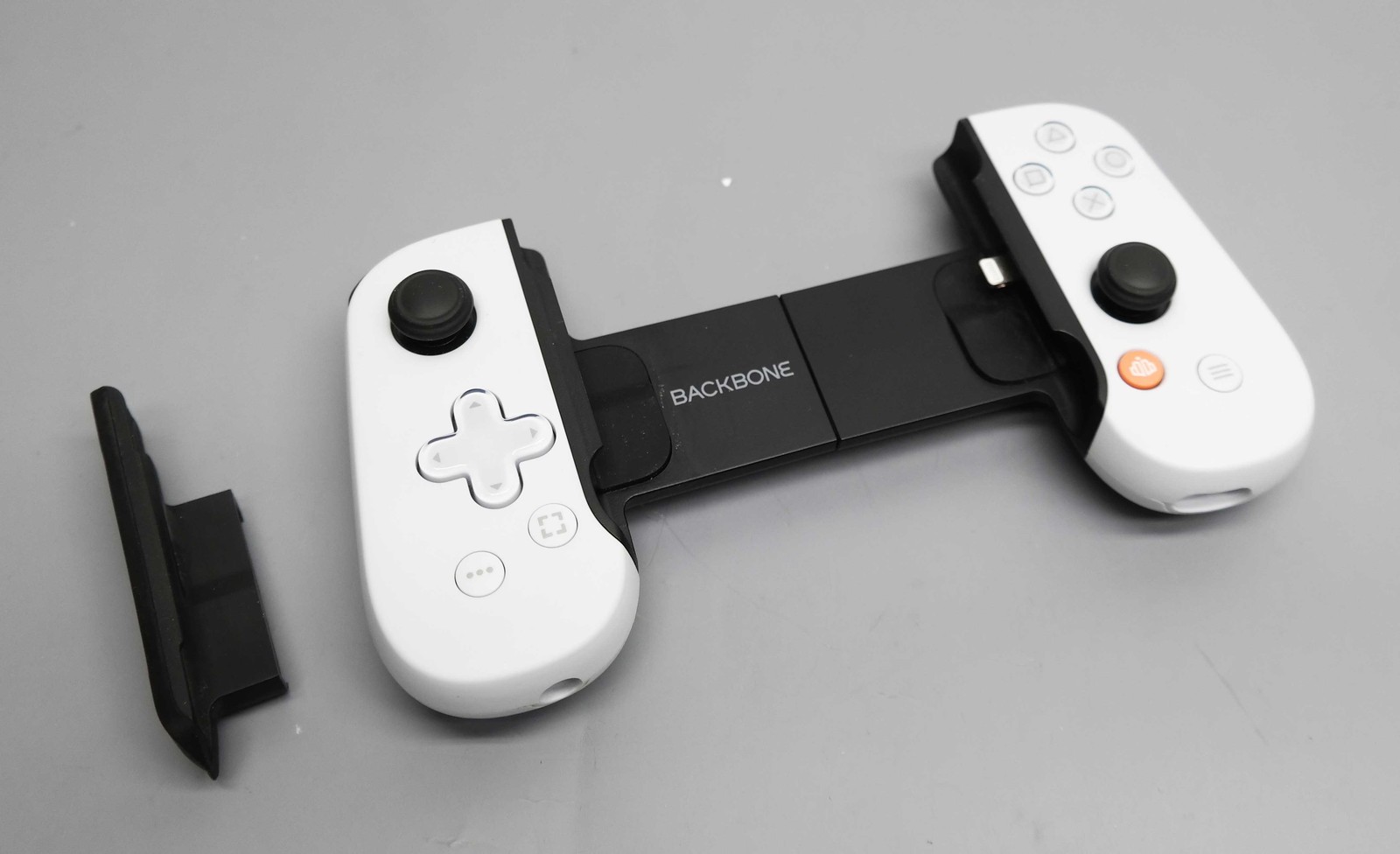 Backbone One Lightning Controller Playstation Edition BB-02-W-S