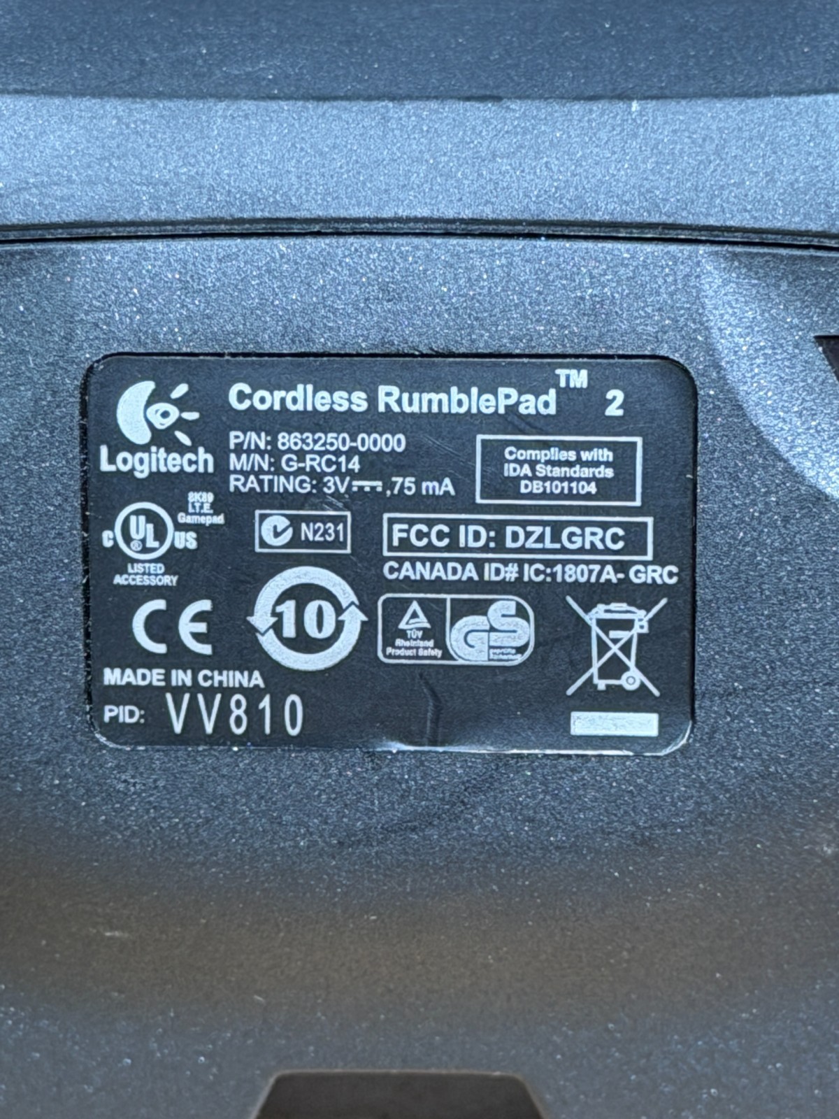 Logitech Wireless Cordless Rumble Pad 2 Controller Ships Fast!