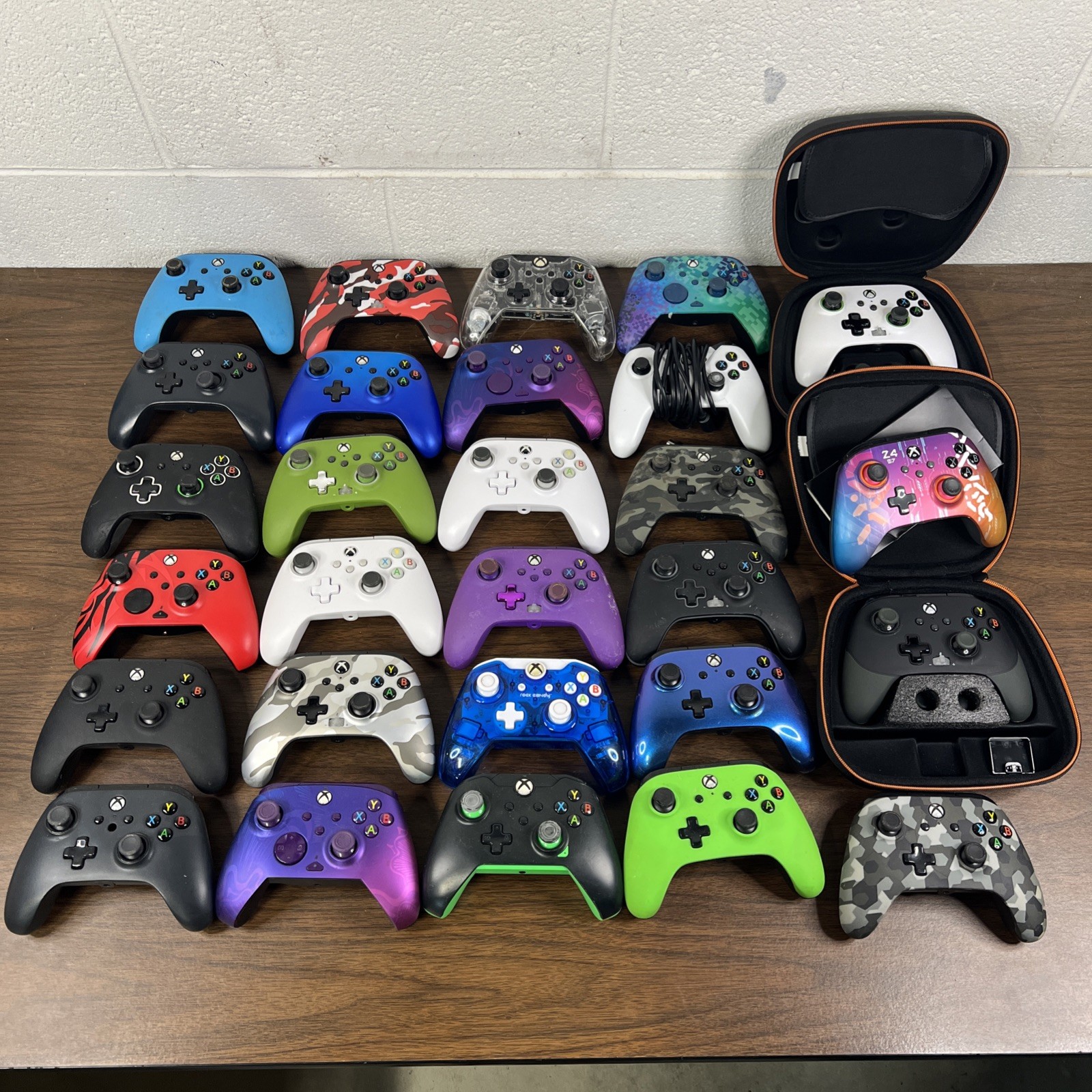 Lot Of 28 Mixed PowerA PDP Gaming Controllers For Xbox One Series X S – Untested