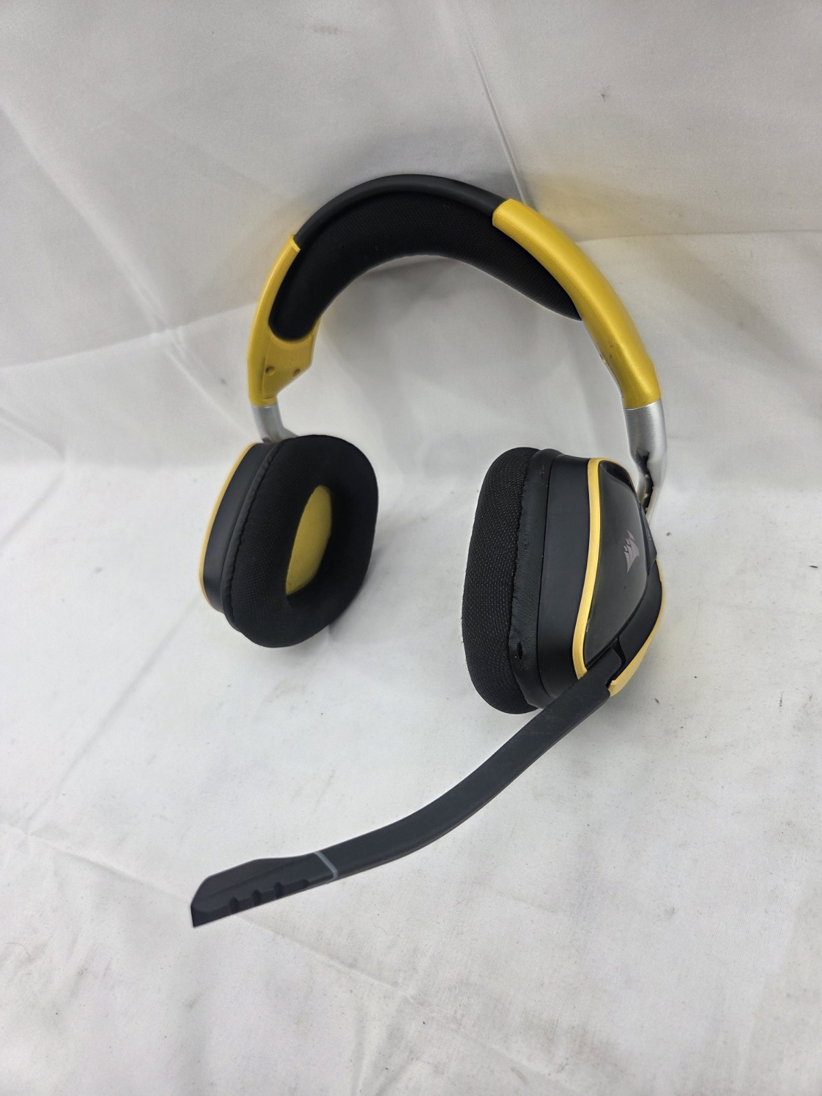 Corsair Void Pro Yellow RGB Wireless Gaming Headset Yellowjacket Used