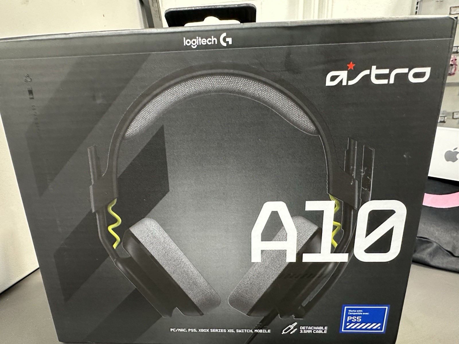 Logitech G Astro A10 Gen 2 Cross-Platform Wired Gaming Headset PS5 Xbox S|X PC