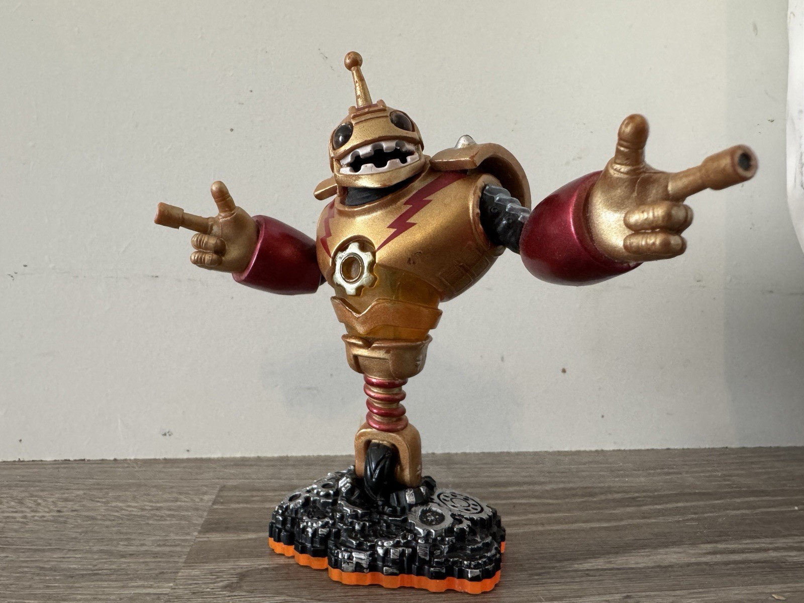 Skylanders Collectible Figures – Lot of 8