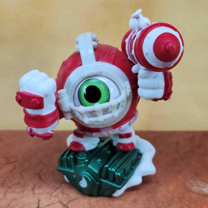 Skylanders Superchargers Missle-Tow Dive Clops Model No 87527888