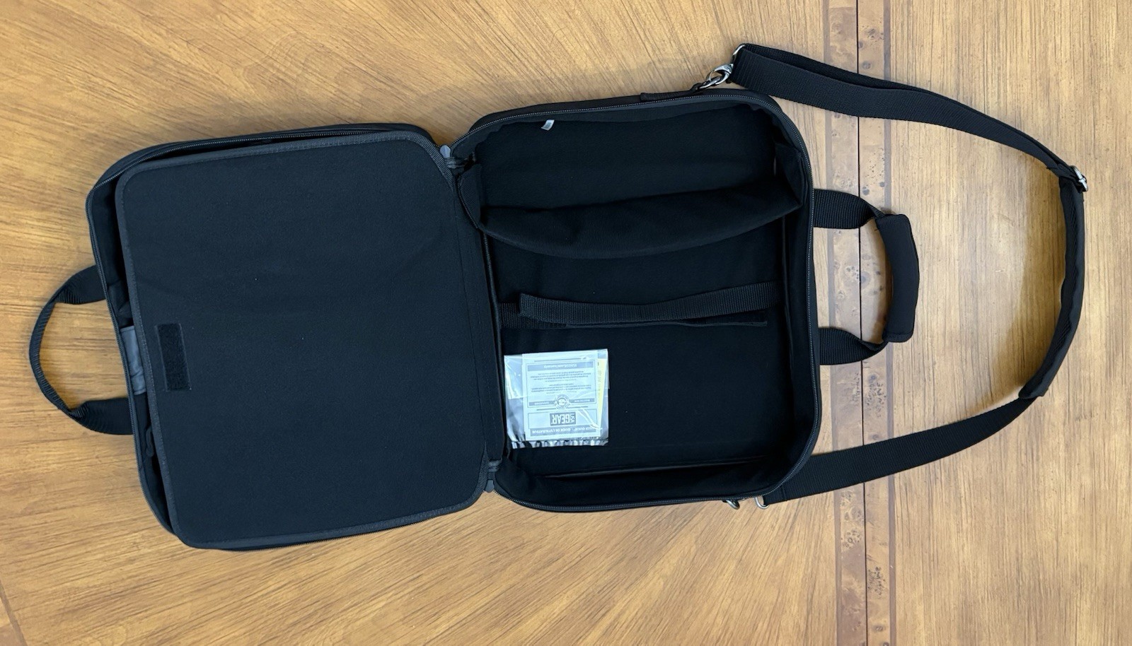USA Gear Padded Electronic Camera Cards Game Console Configurable Carry Case
