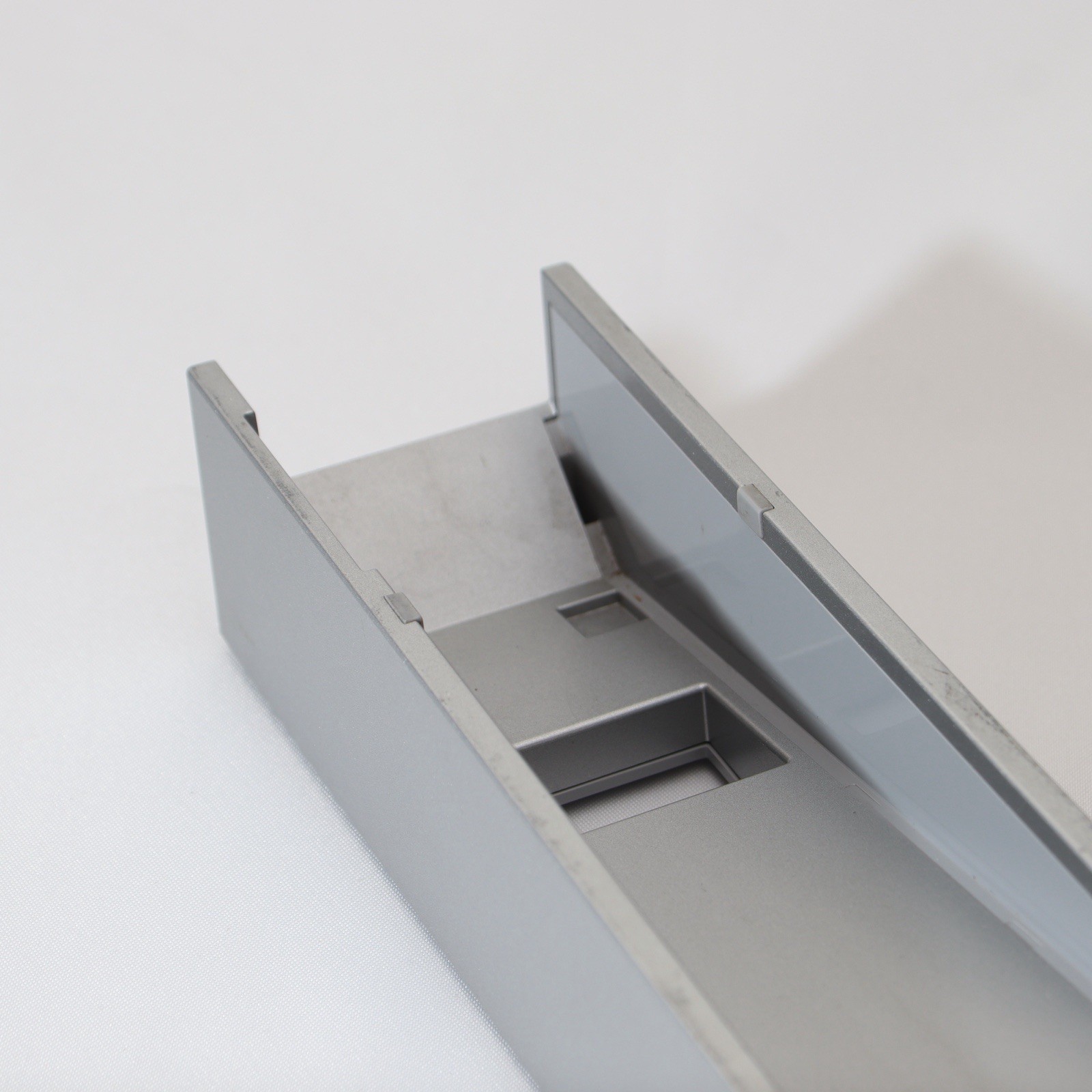 Nintendo Wii Console Vertical Stand RVL-017 OEM Gray