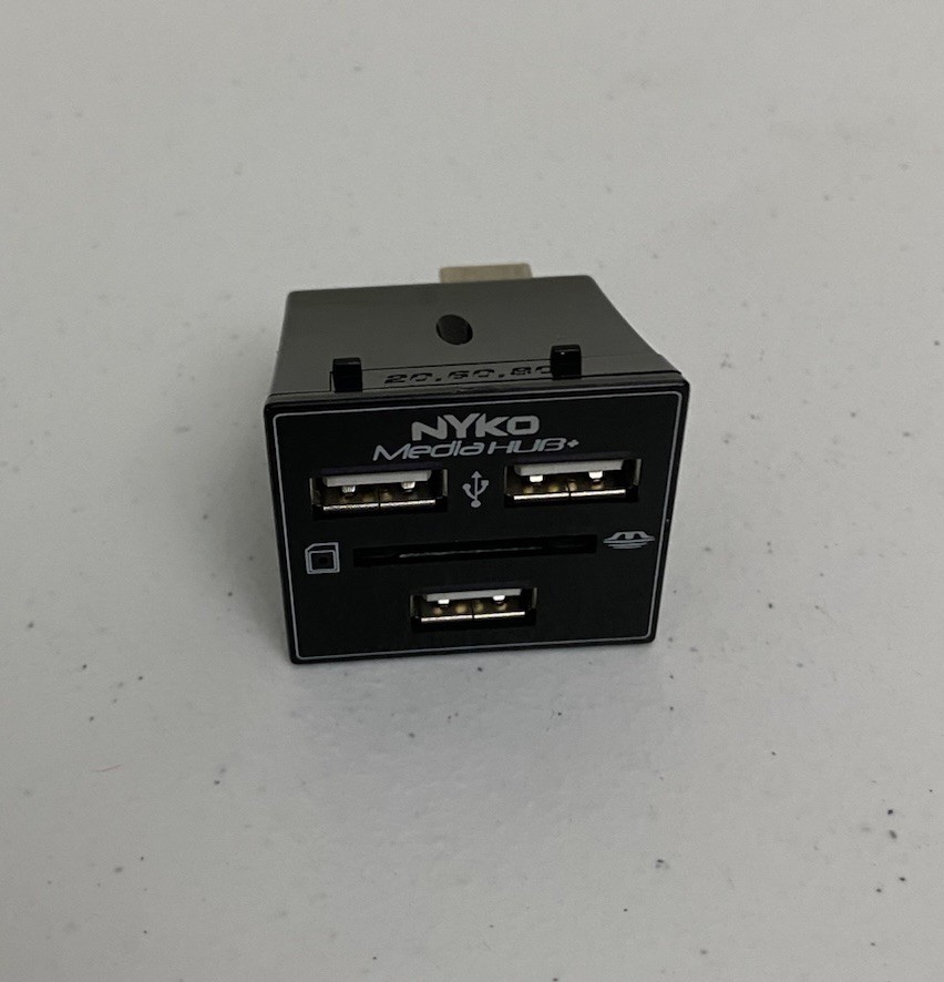 Nyko Media Hub+ 3x Port USB Hub
