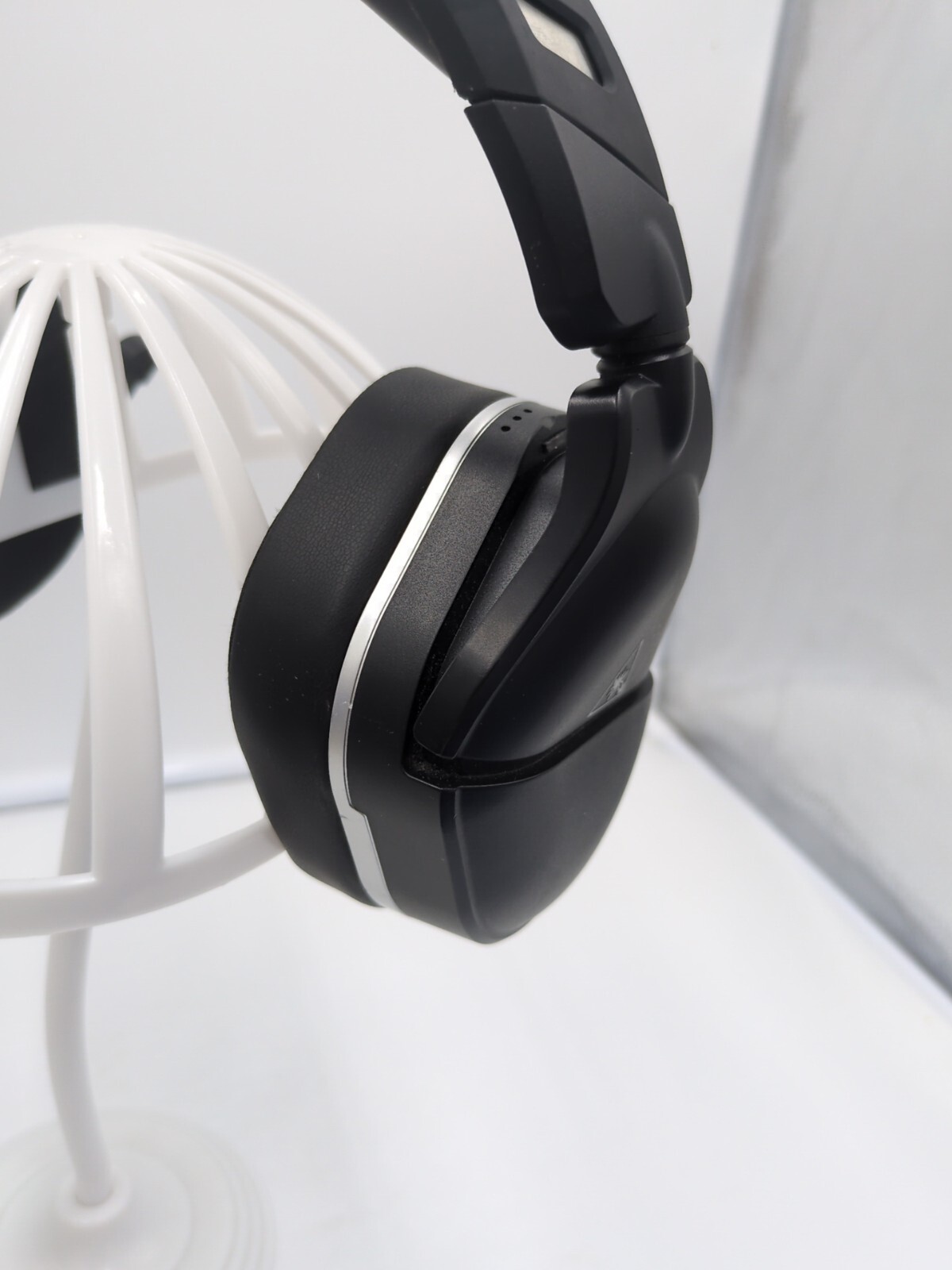 Turtle Beach Stealth 700 G2x MAX Ear-Cup Over the Ear Headsets – Untested