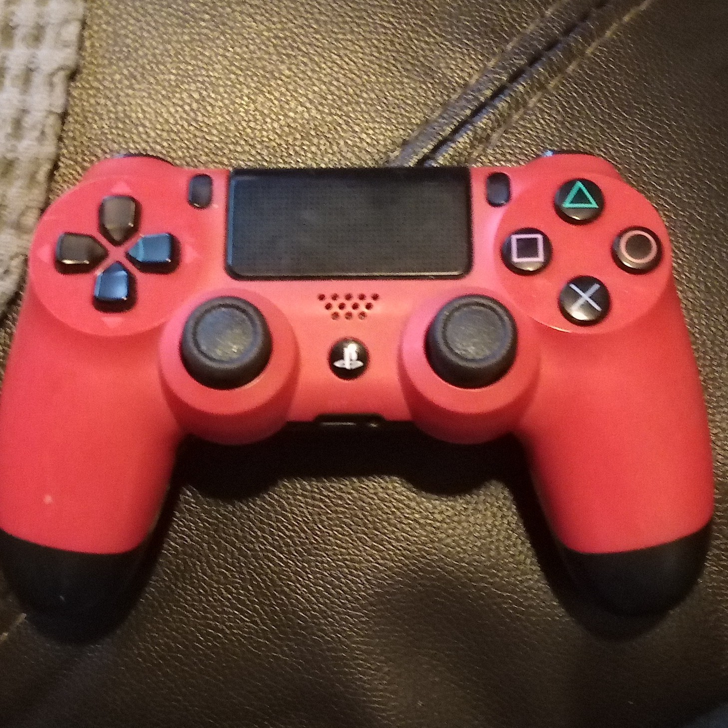 Sony CUH-ZCT2U Wireless DualShock Controller for Playstation 4 – Magma Red