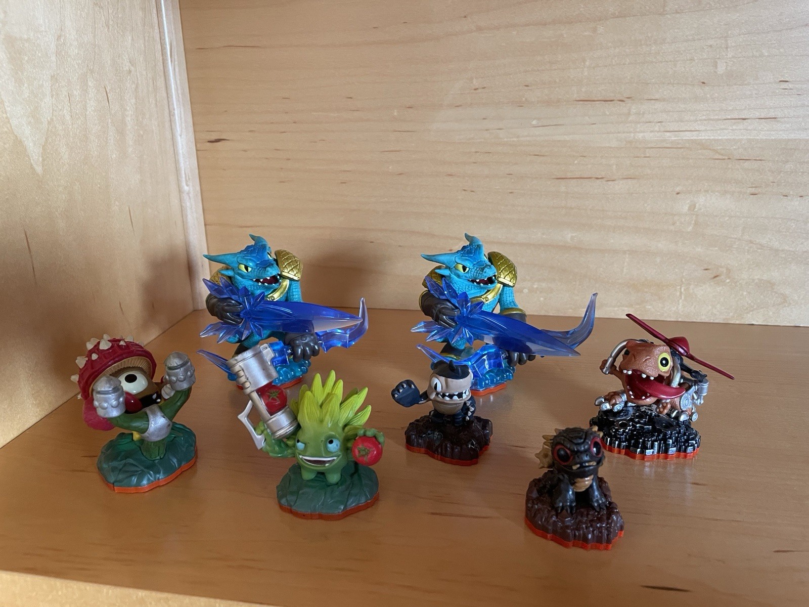 2013/2014 Activision Skylanders Trap Team Figures 10+ Piece Bundle Untested Lot