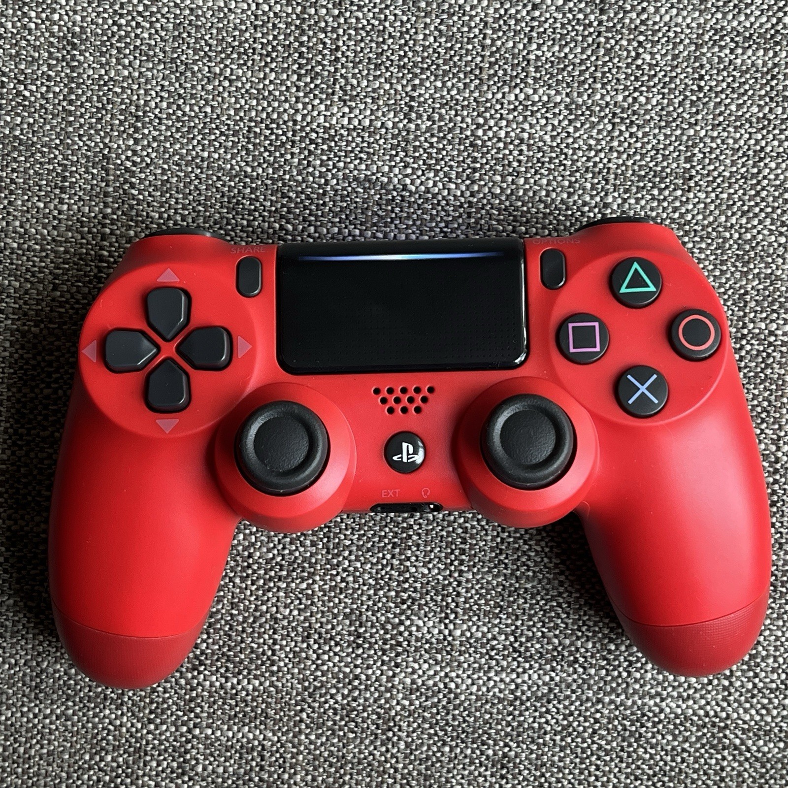 AUTHENTIC Sony PlayStation 4 PS4 DualShock 4 Wireless Controller Red CUH-ZCT2E