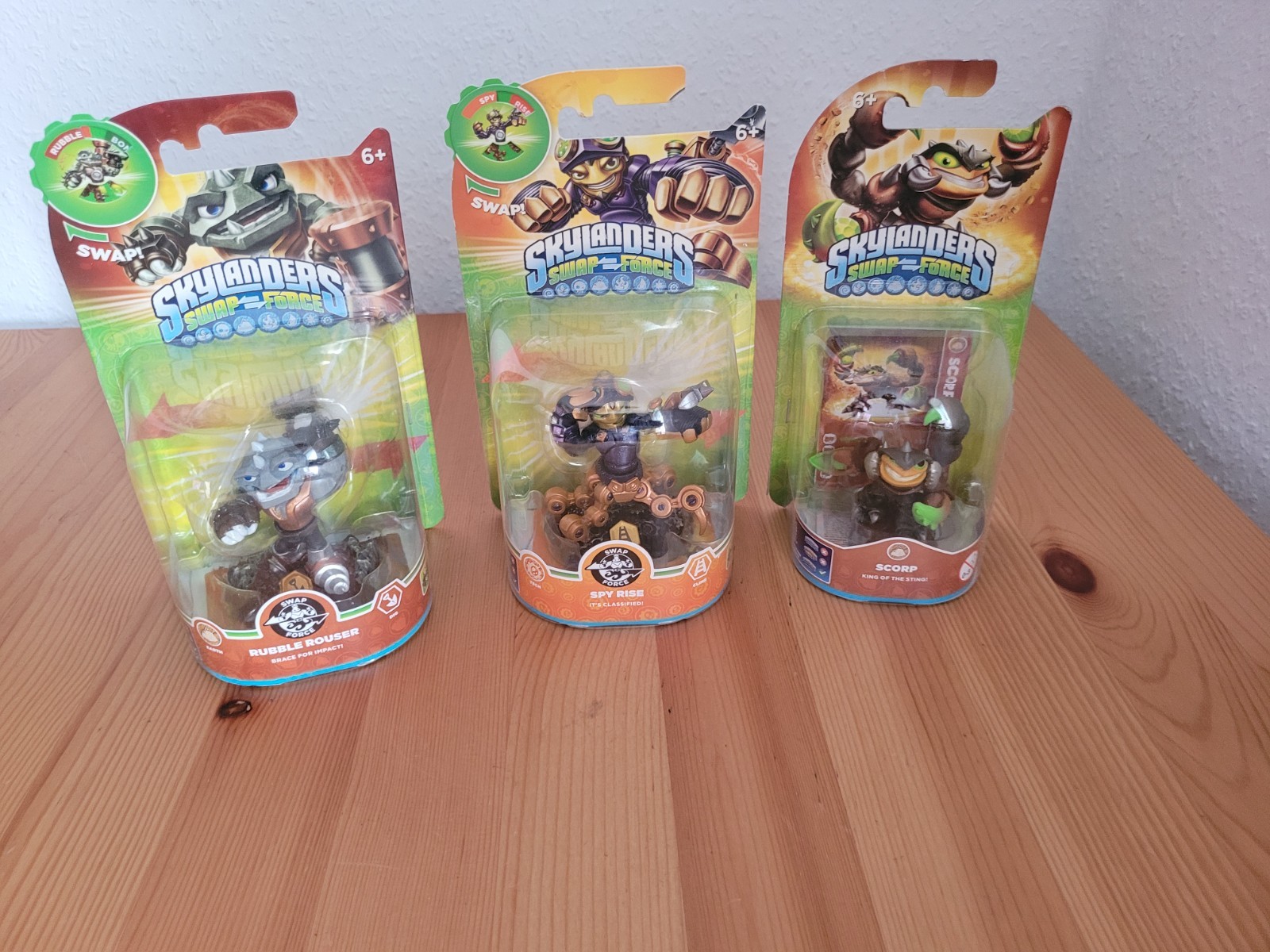 Skylanders – 3x Swap Force Figures – Scorp Rubble Rouser Spy Rise – NEW MIB #2