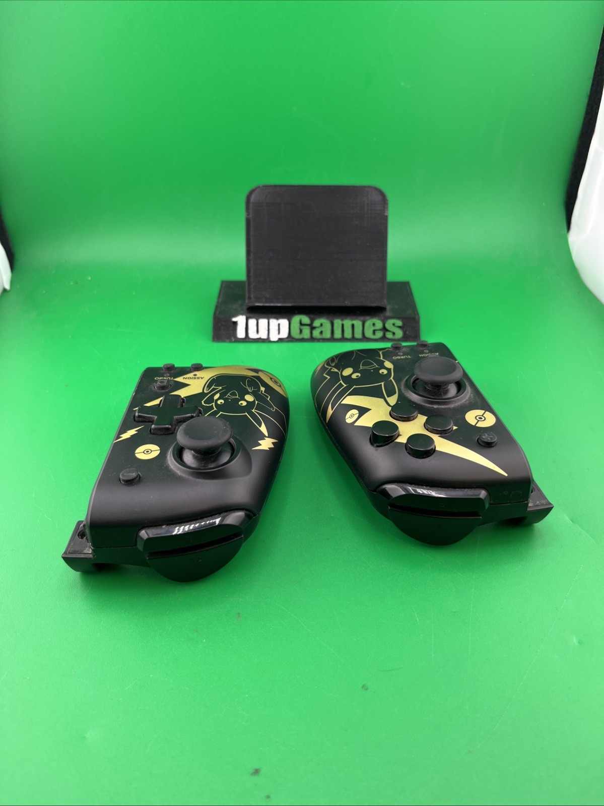 Hori Split Pad Pro Controller for Nintendo Switch Pikachu Black & Gold (T09)