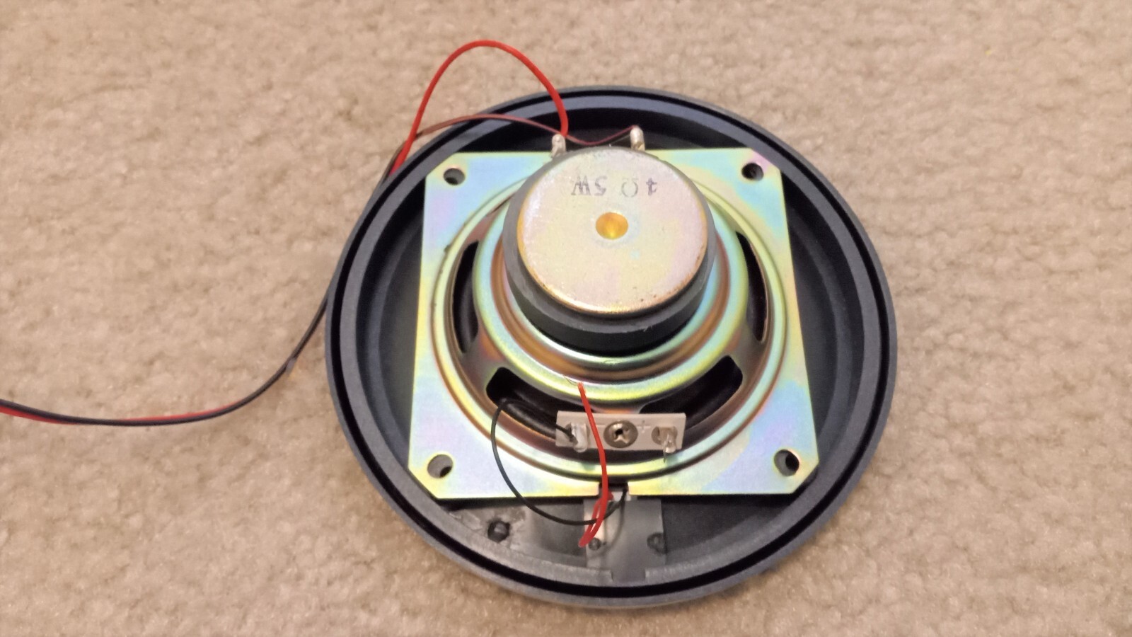 X Rocker Video Gaming Lounging Floor Rocker Replacement Side Speakers DoNOT WORK