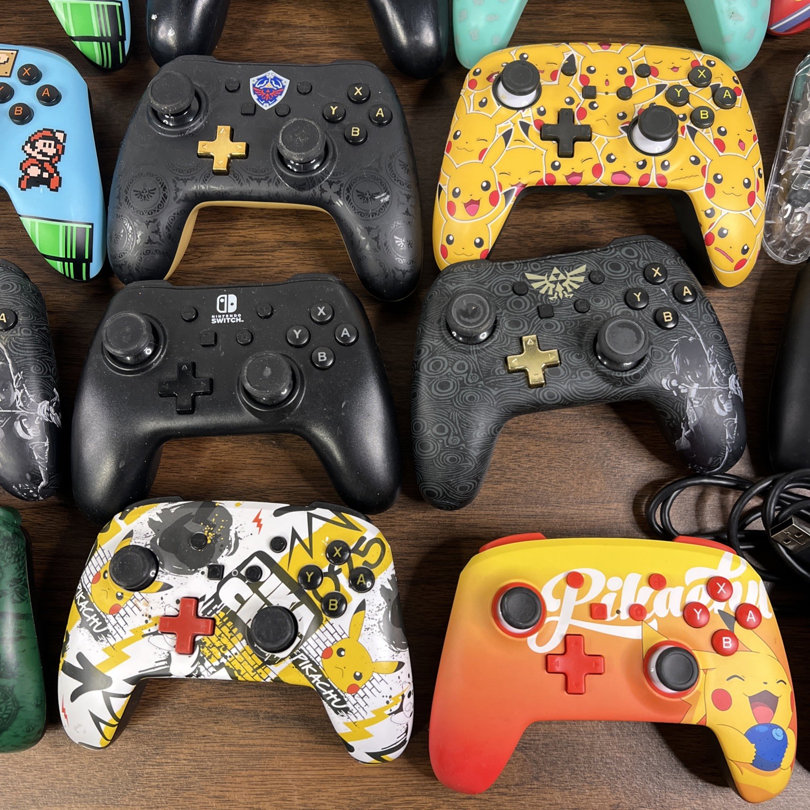 Lot of 30 Mixed PowerA PDP Hori Controllers for Nintendo Switch – ⚠️ UNTESTED